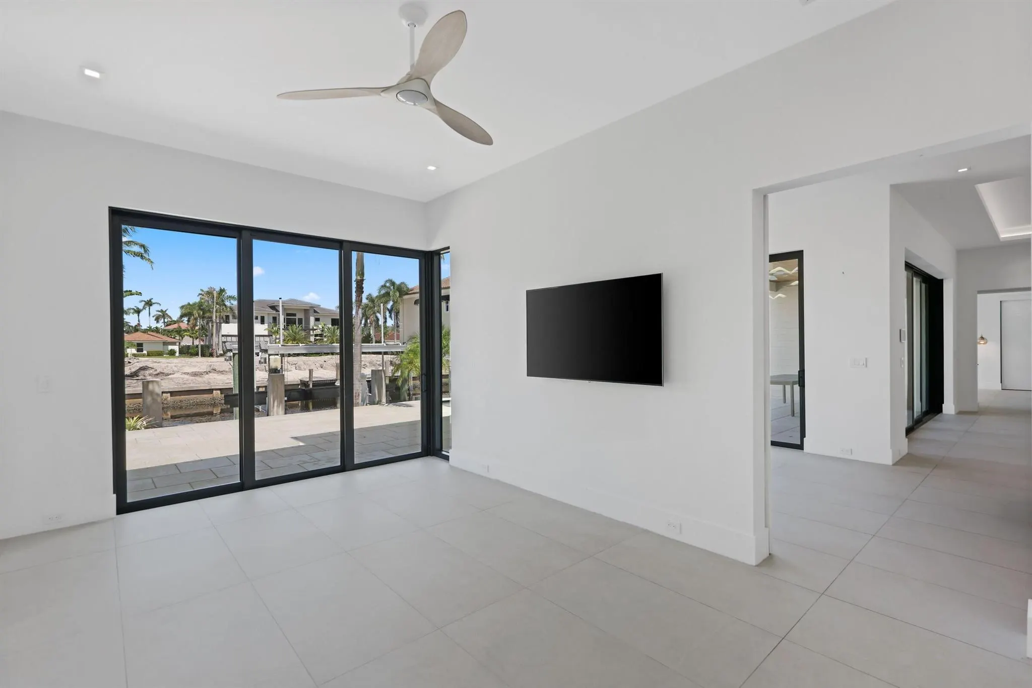 933 Allamanda Drive