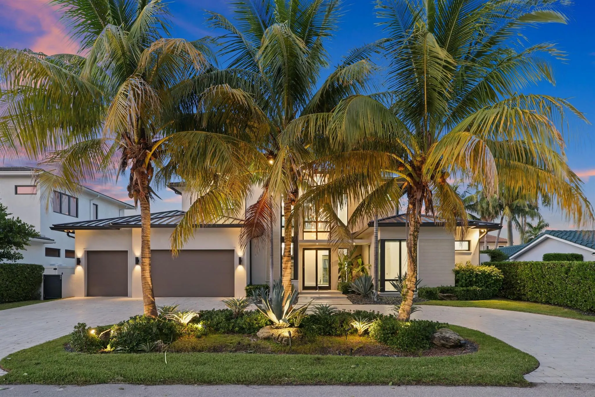 933 Allamanda Drive