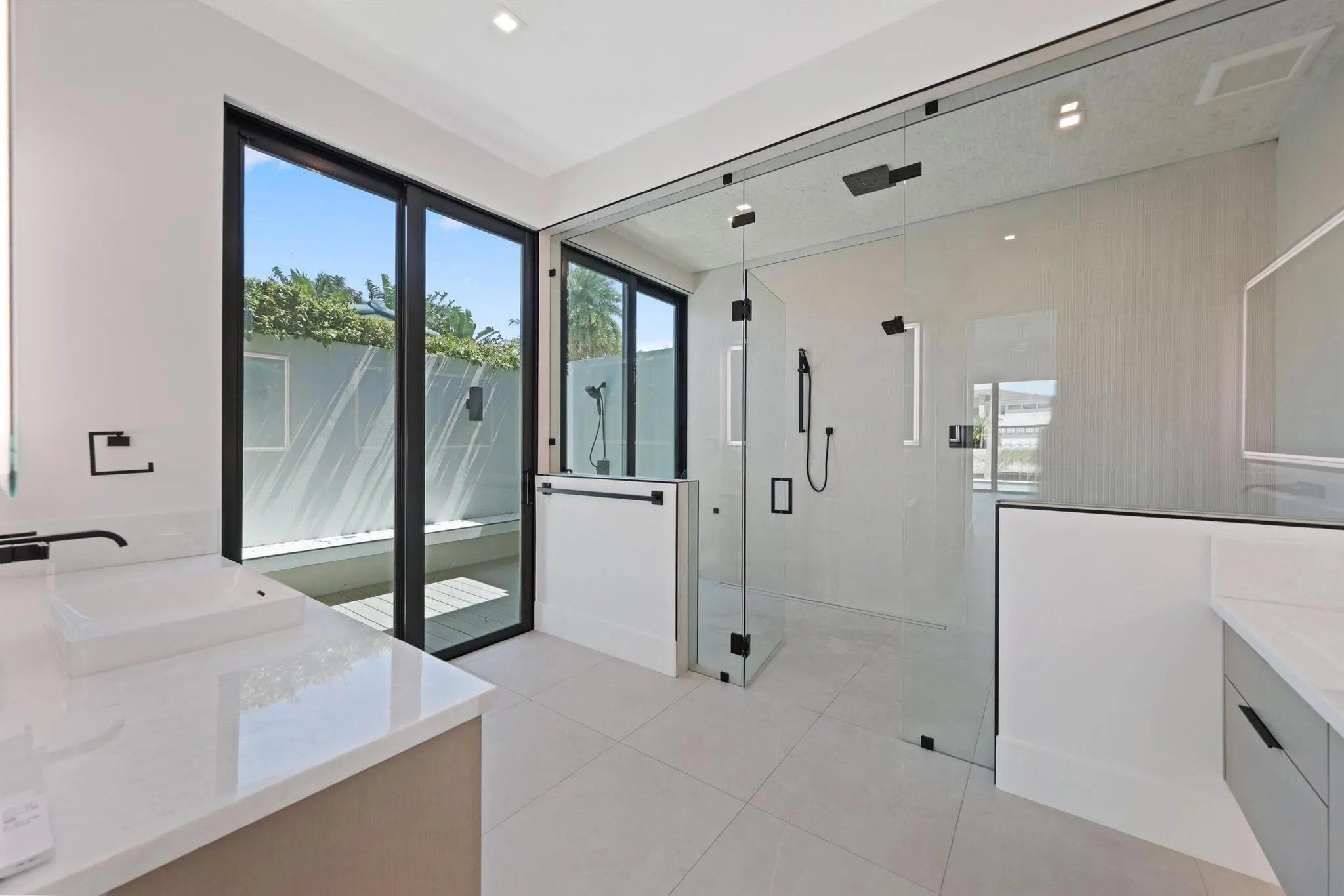 933 Allamanda Drive