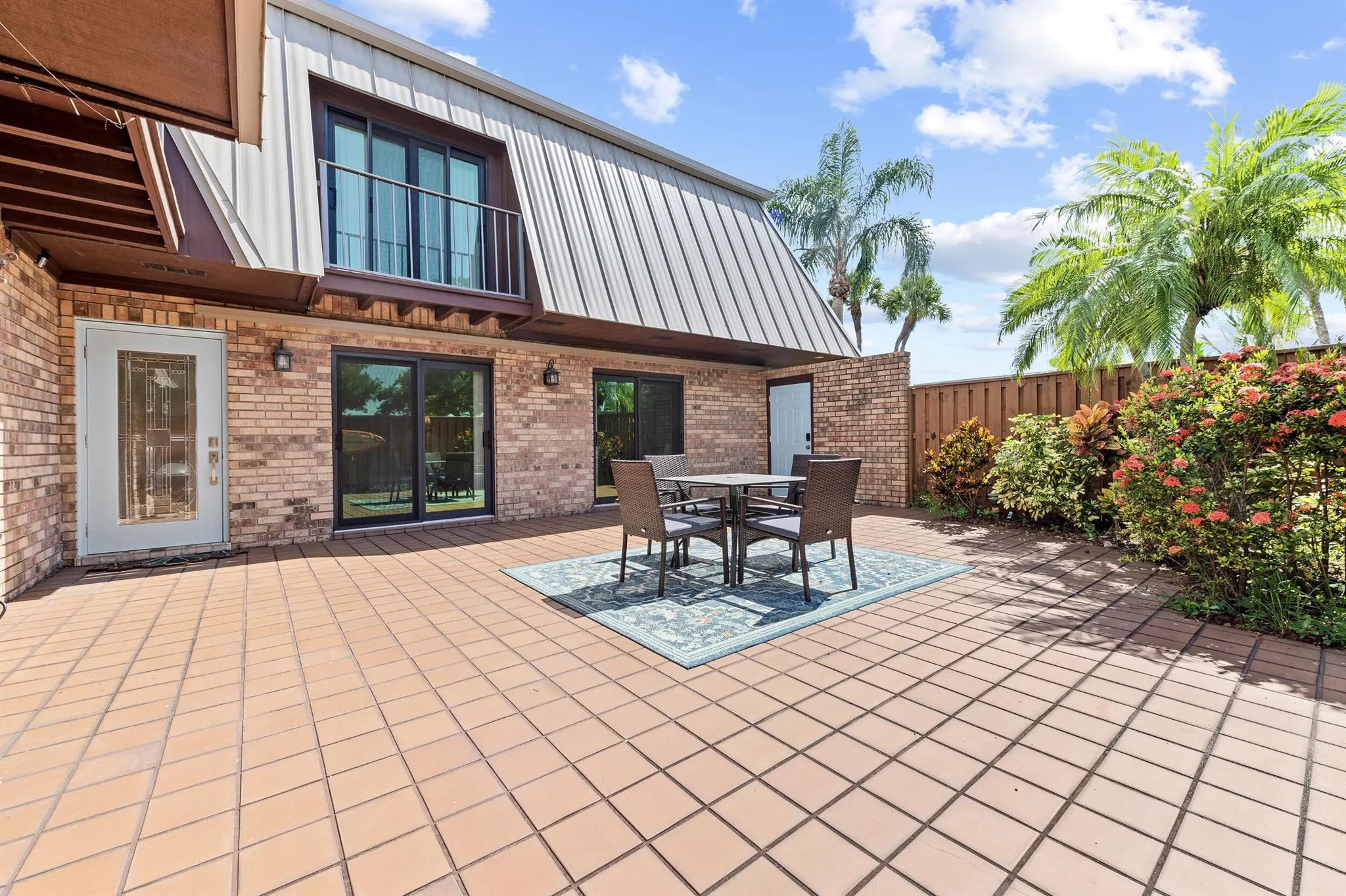 1420 Ocean Way, #3d