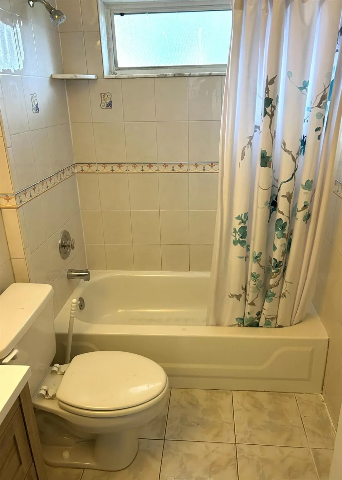 2202 Soundings Court