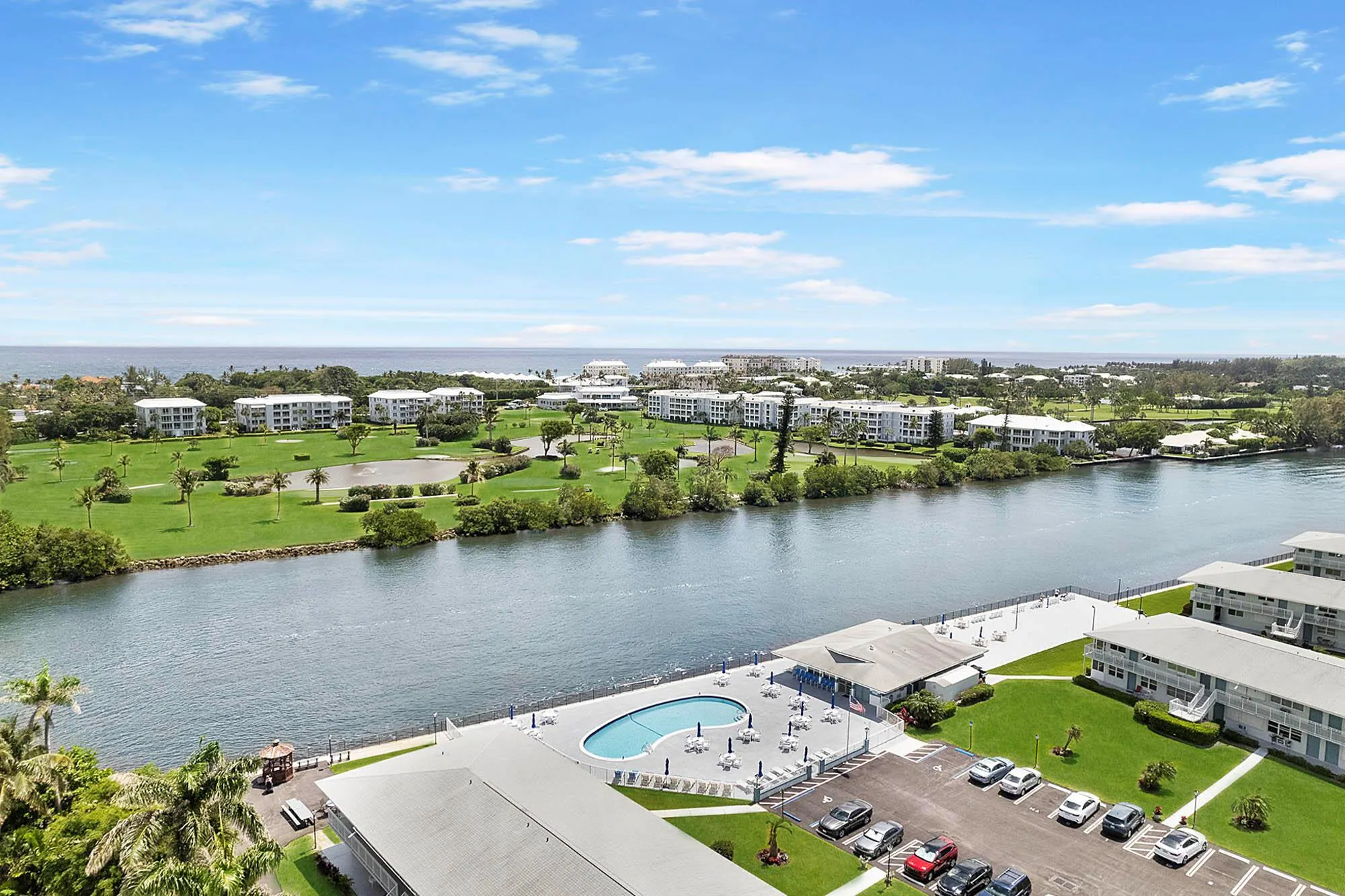 2420 S Federal Highway, #18