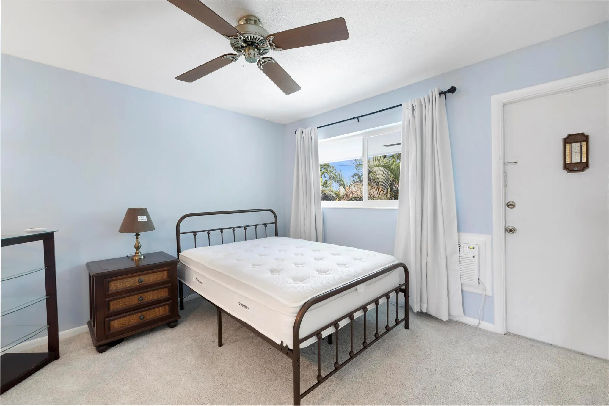 2420 S Federal Highway, #18