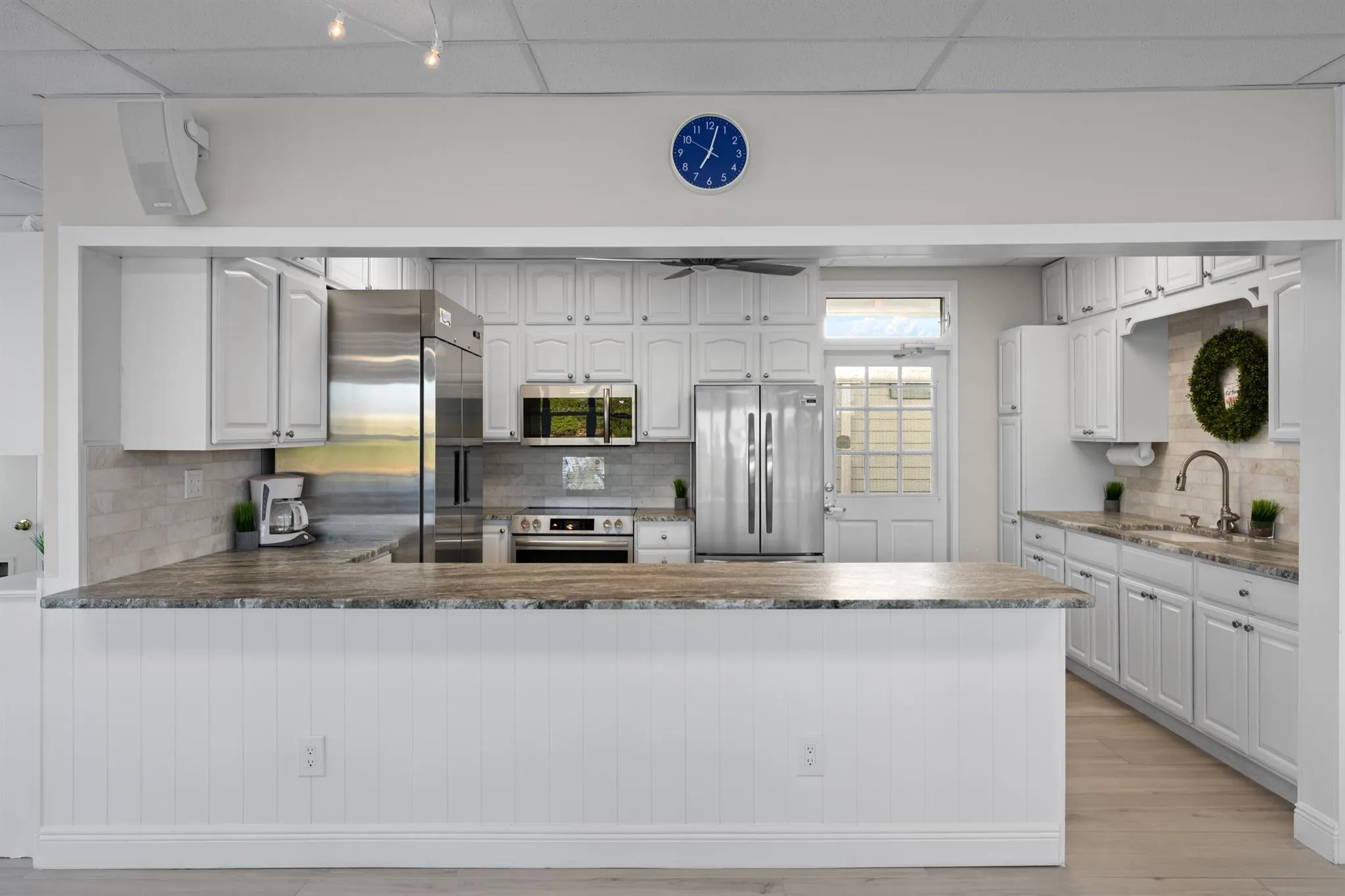 2420 S Federal Highway, #18