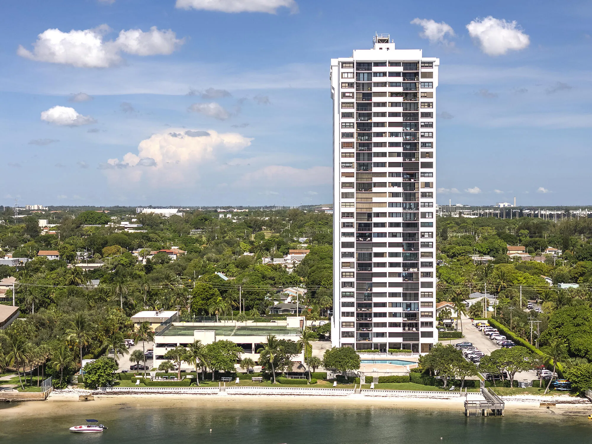 5600 N Flagler Drive, #2006