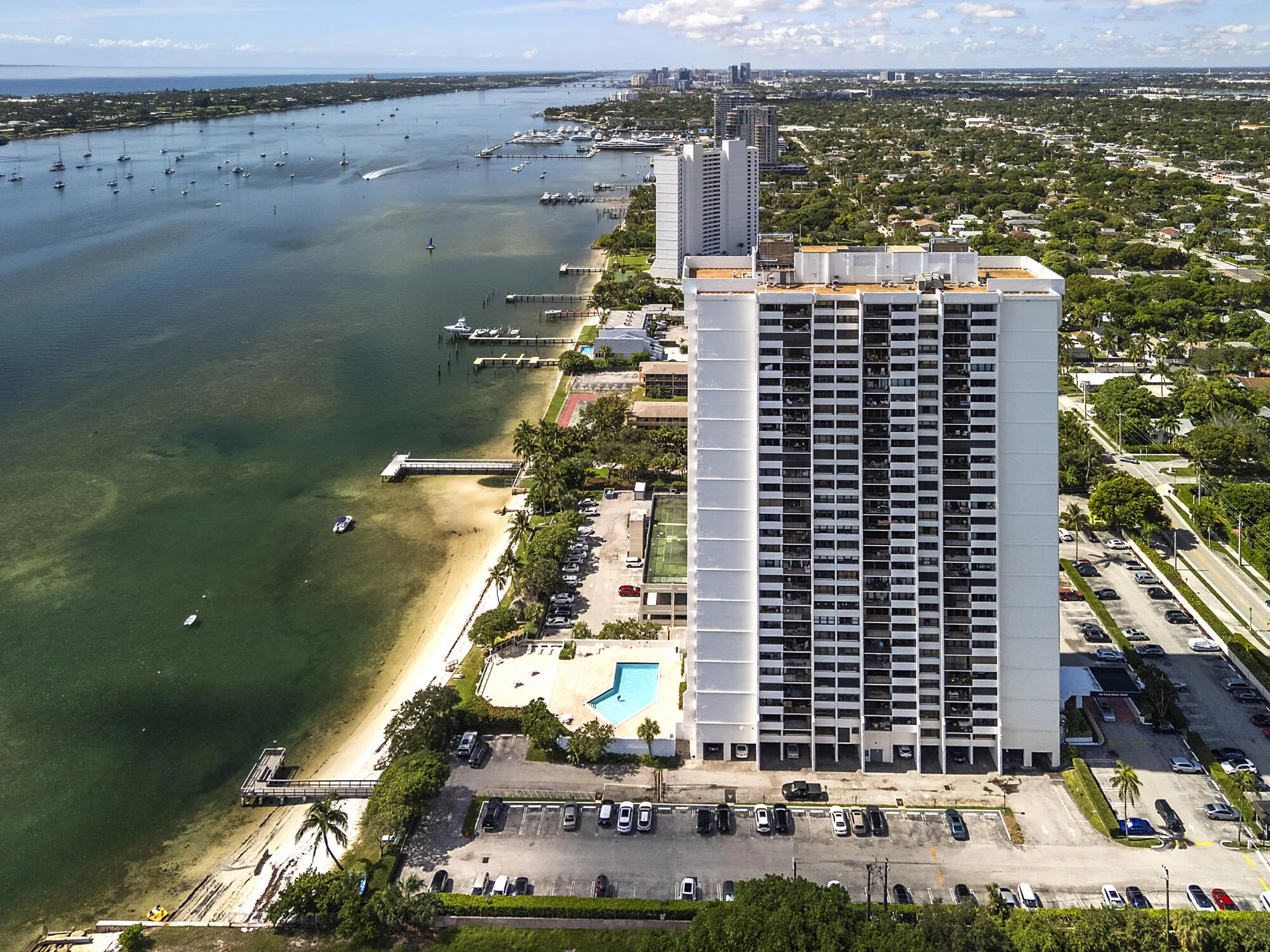 5600 N Flagler Drive, #2006