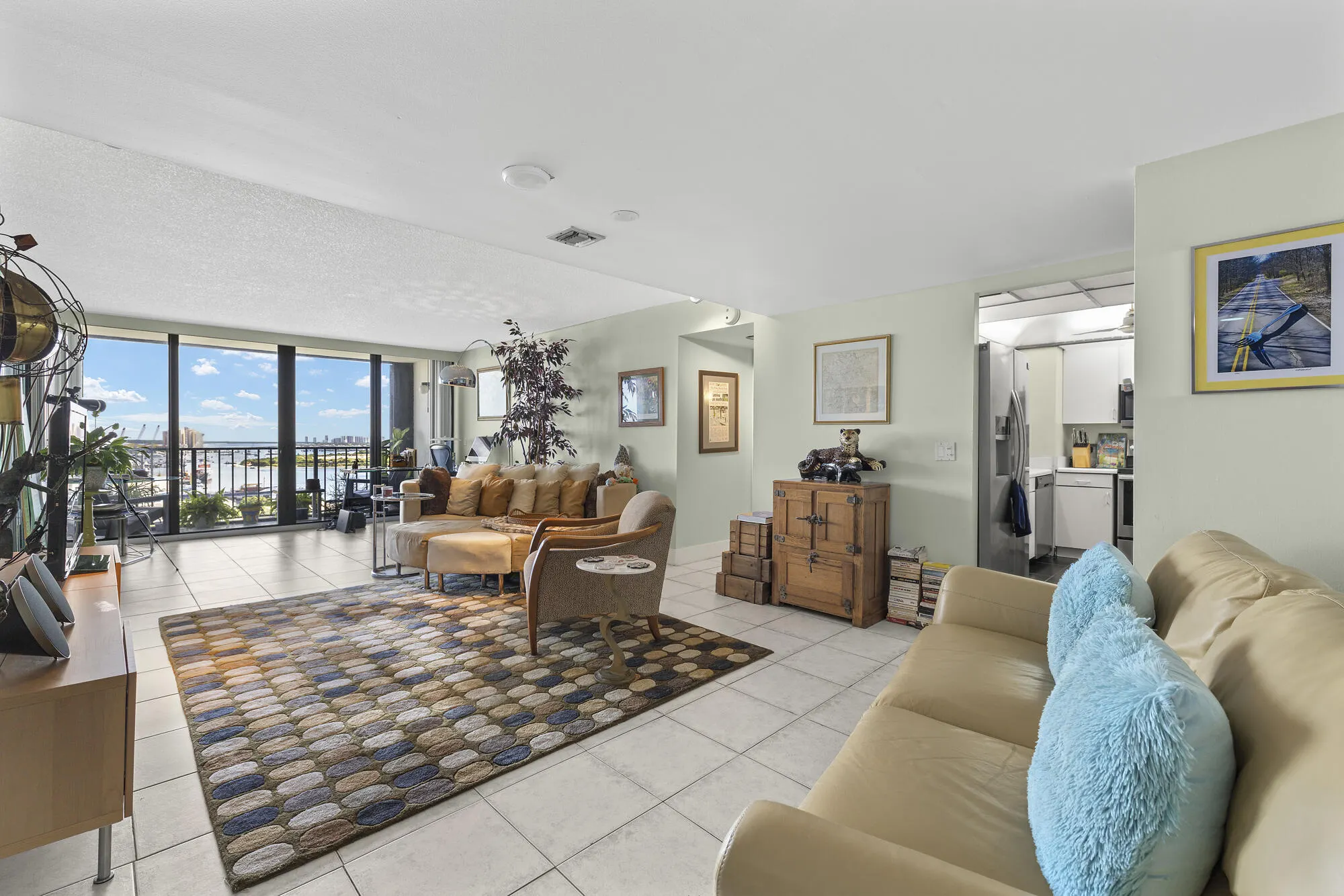 5600 N Flagler Drive, #2006