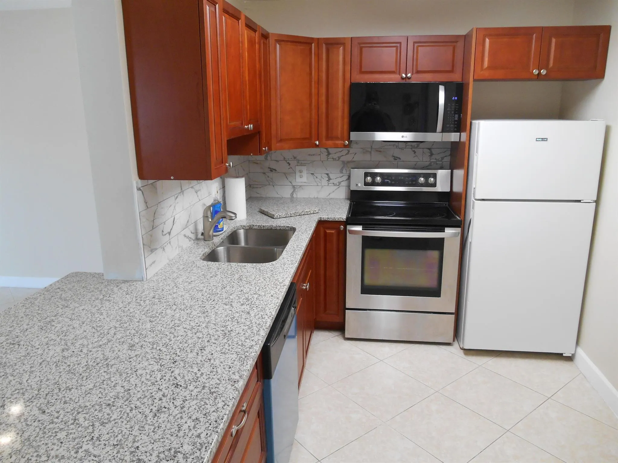 2615 NE 1st Court, #301