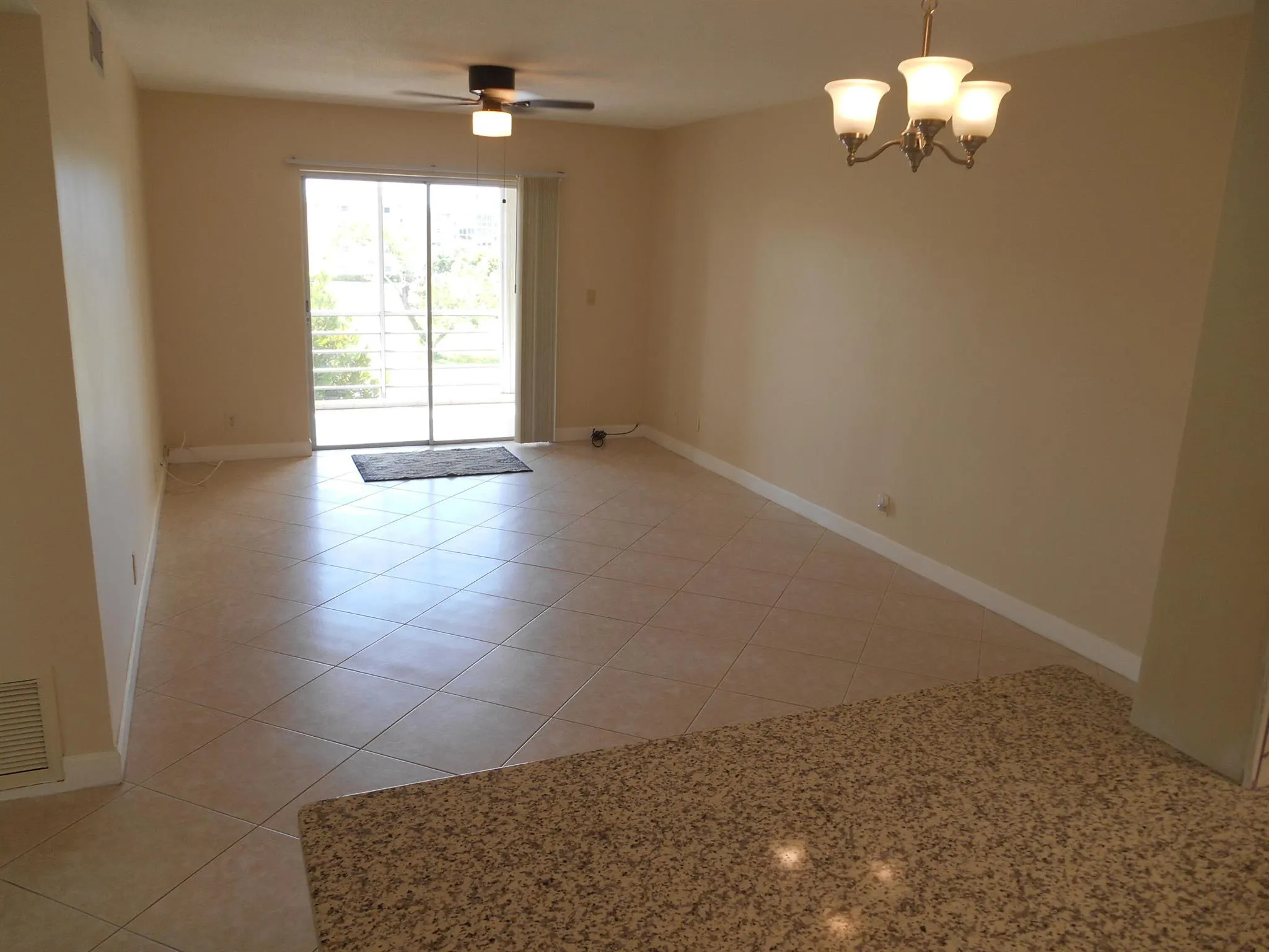2615 NE 1st Court, #301