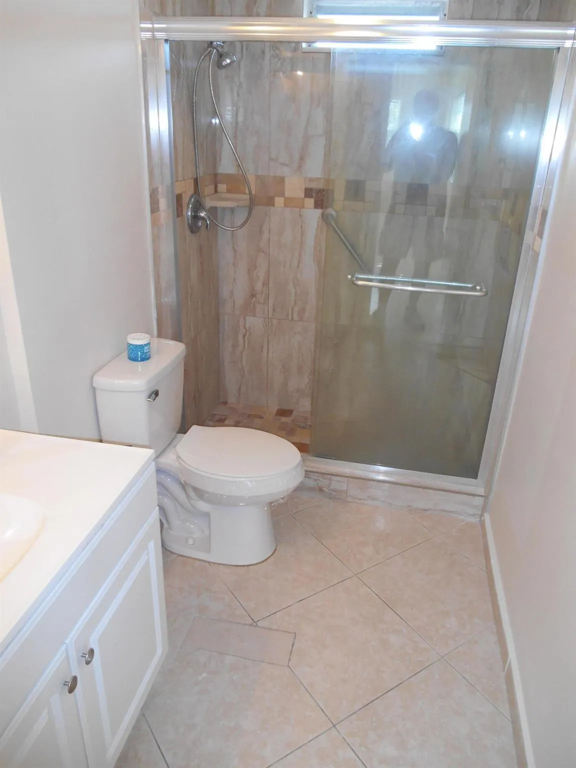2615 NE 1st Court, #301