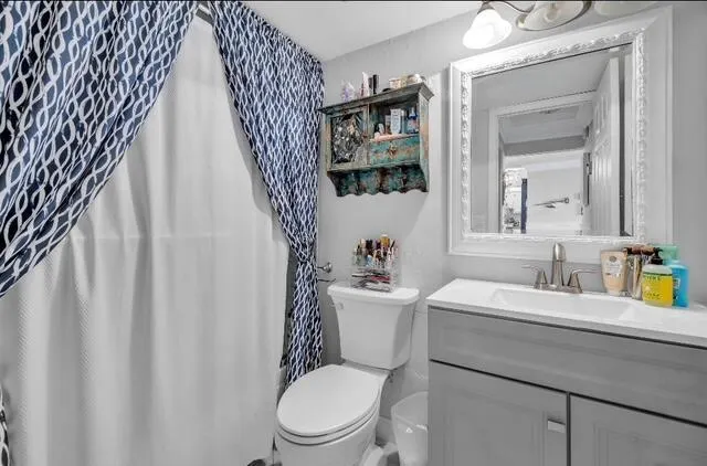 3301 S Ocean Boulevard, #104