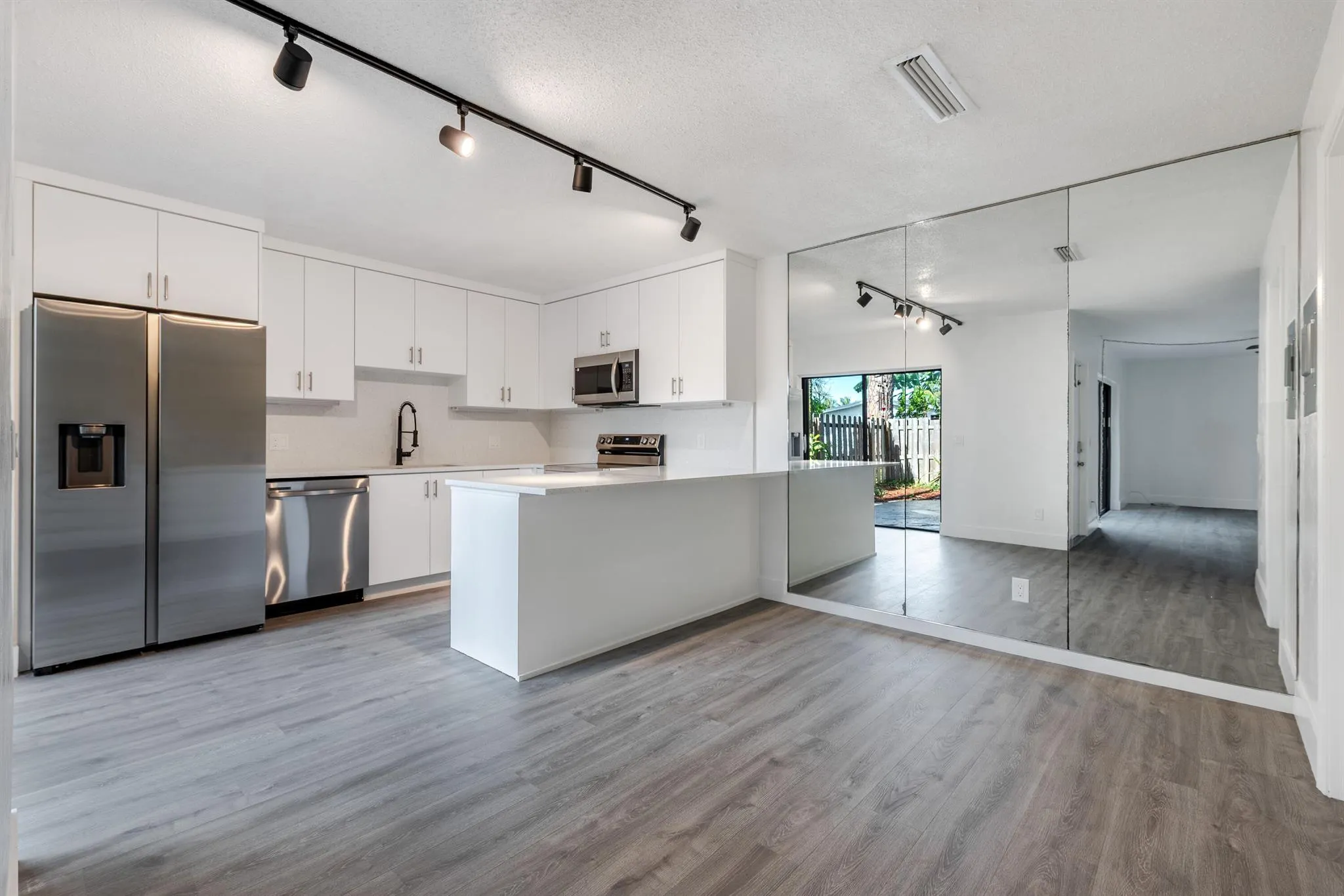 471 Kirk Road, #D