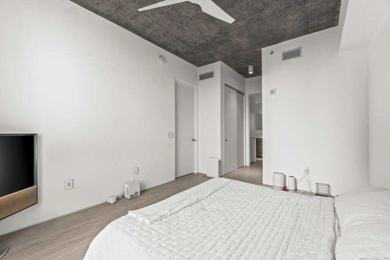 300 S Australian Avenue, #1104