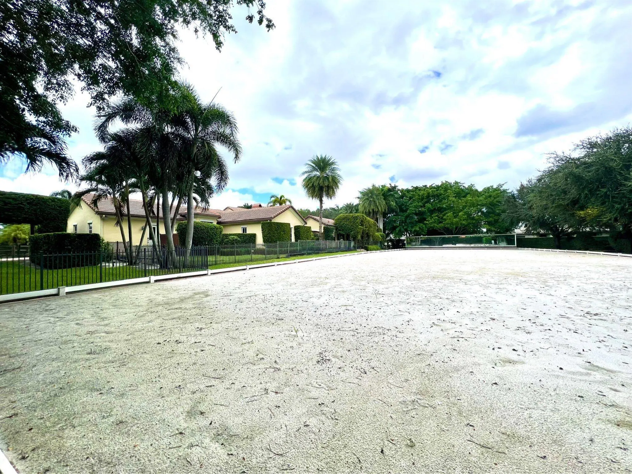 2057 Appaloosa Trail