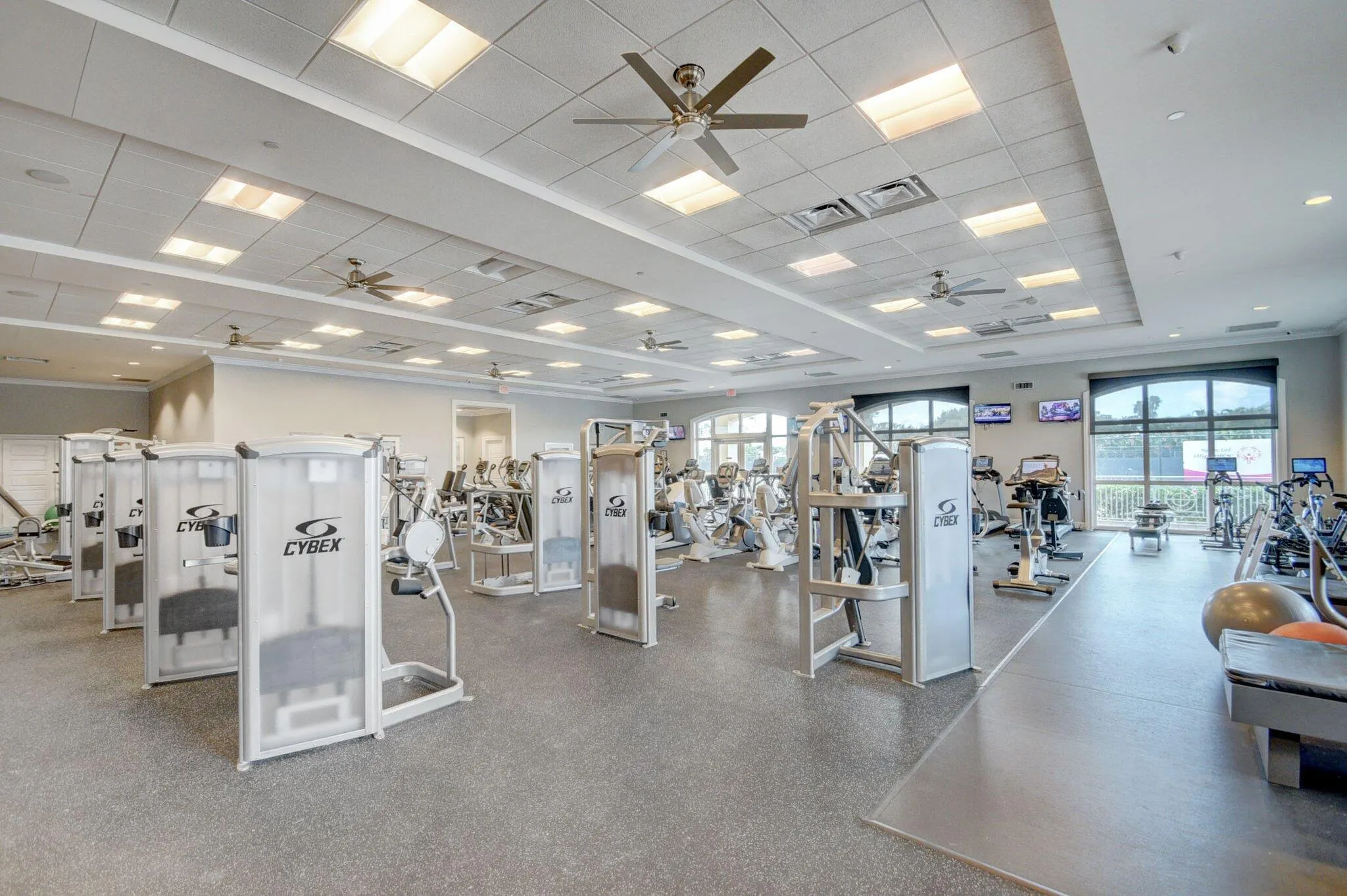 4471 Luxemburg Court, #304