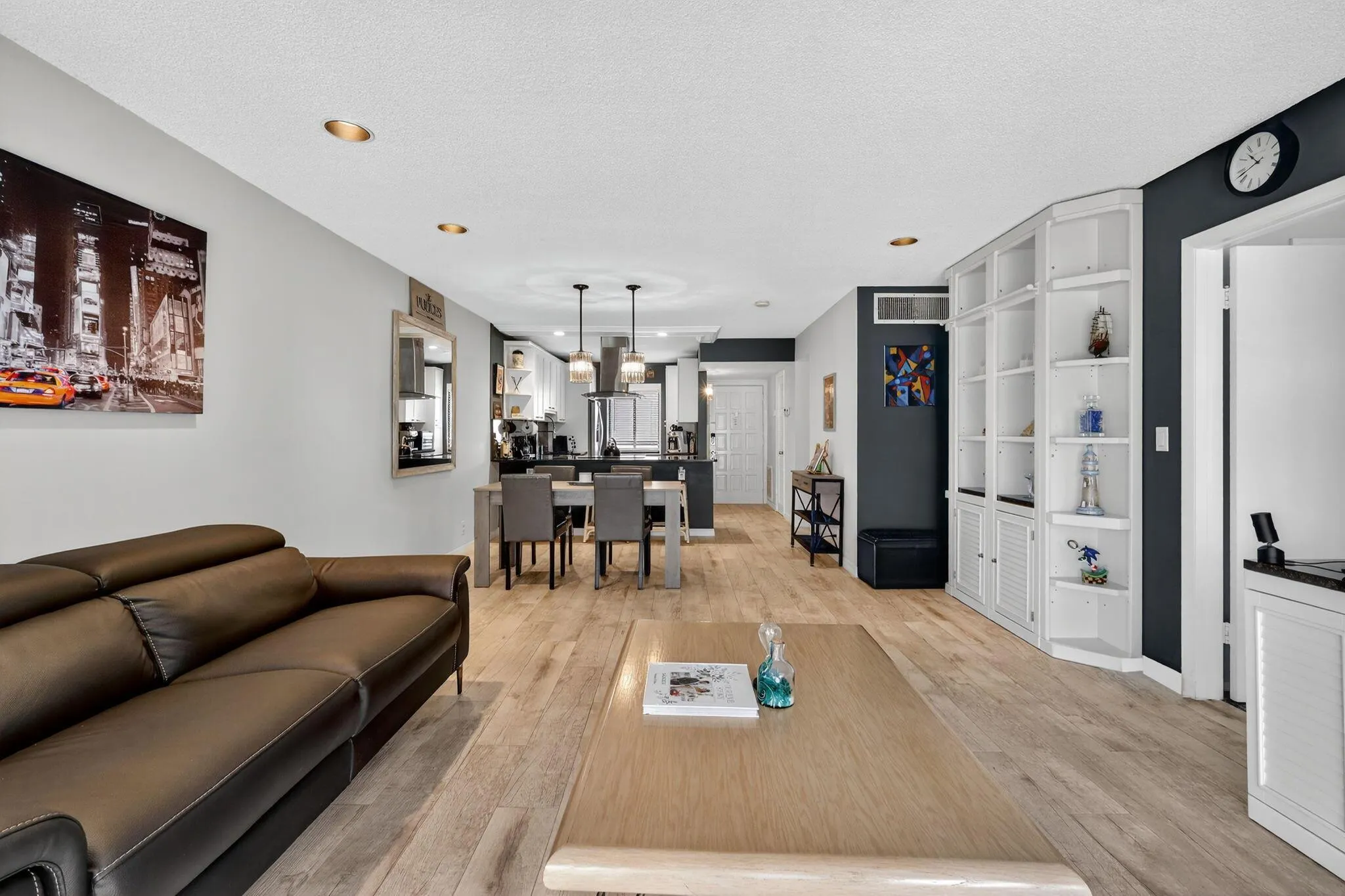 4471 Luxemburg Court, #304