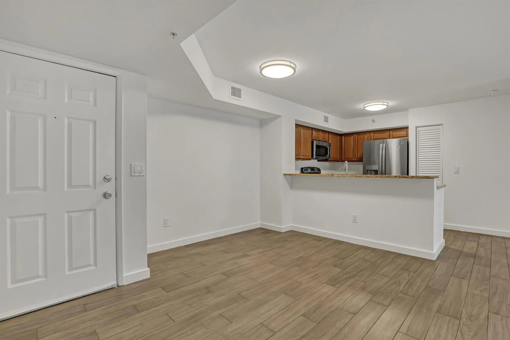 145 Yacht Club Way, #105