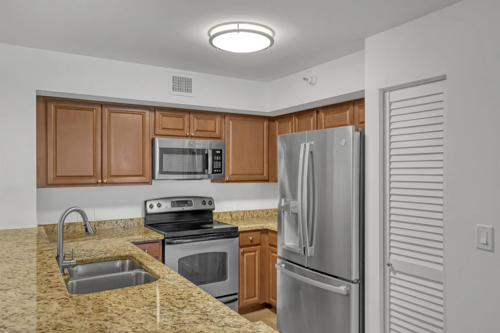 145 Yacht Club Way, #105