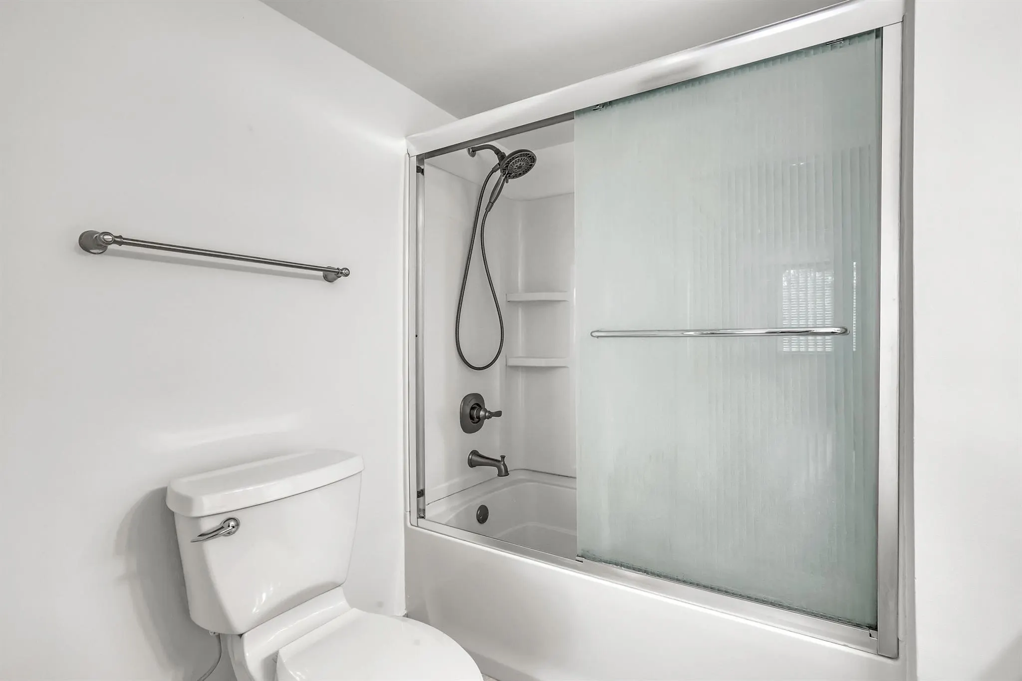 145 Yacht Club Way, #105
