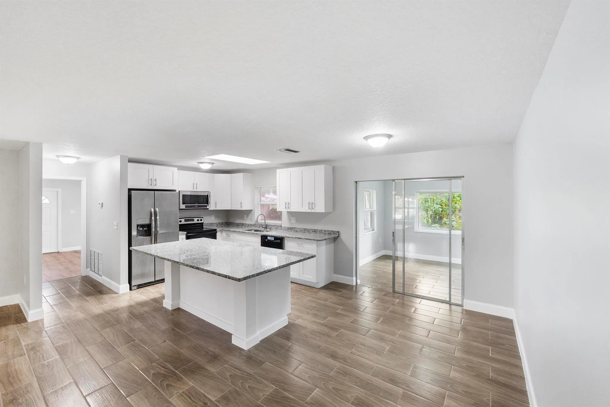 6506 Flora Way