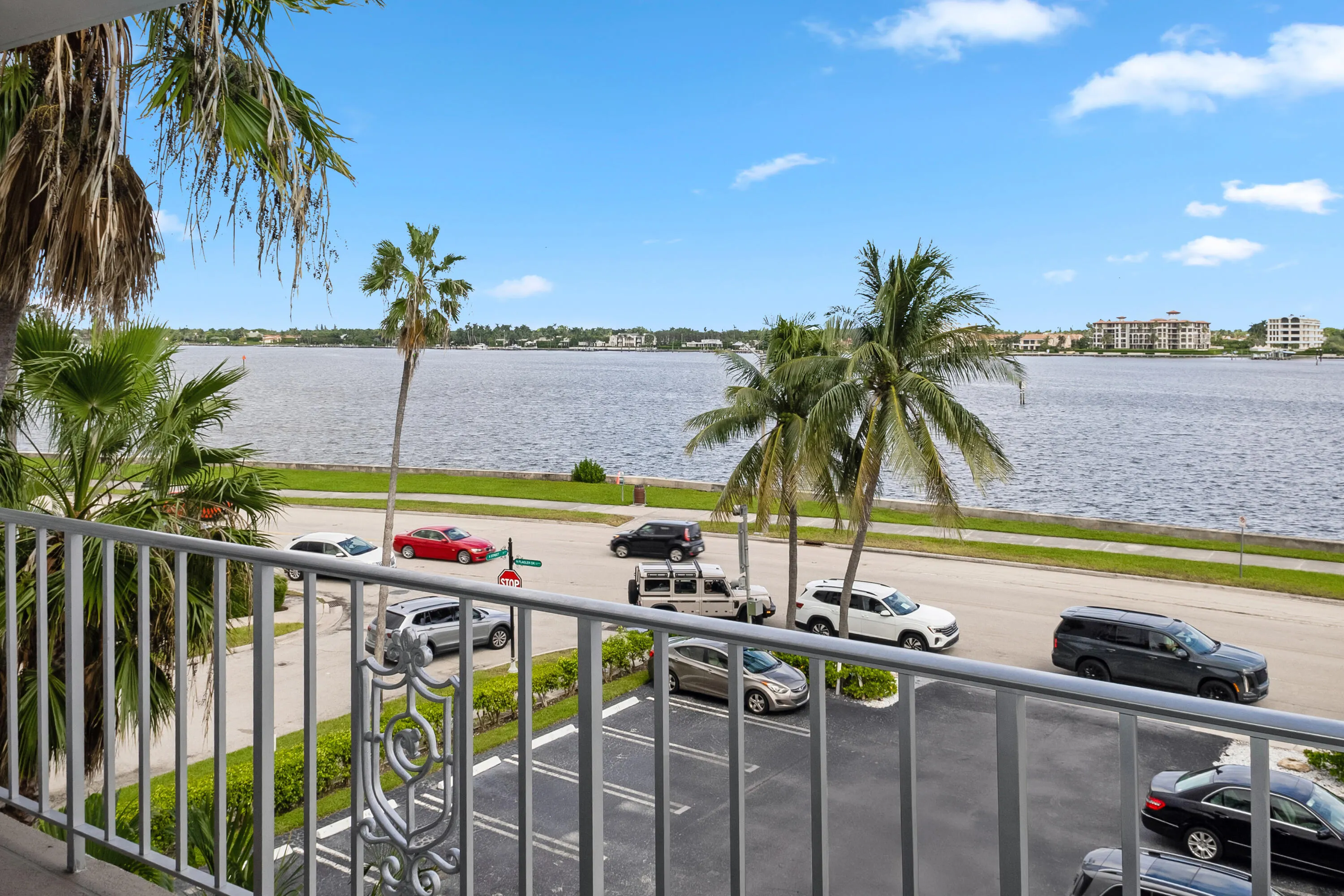 917 N Flagler Drive, #409