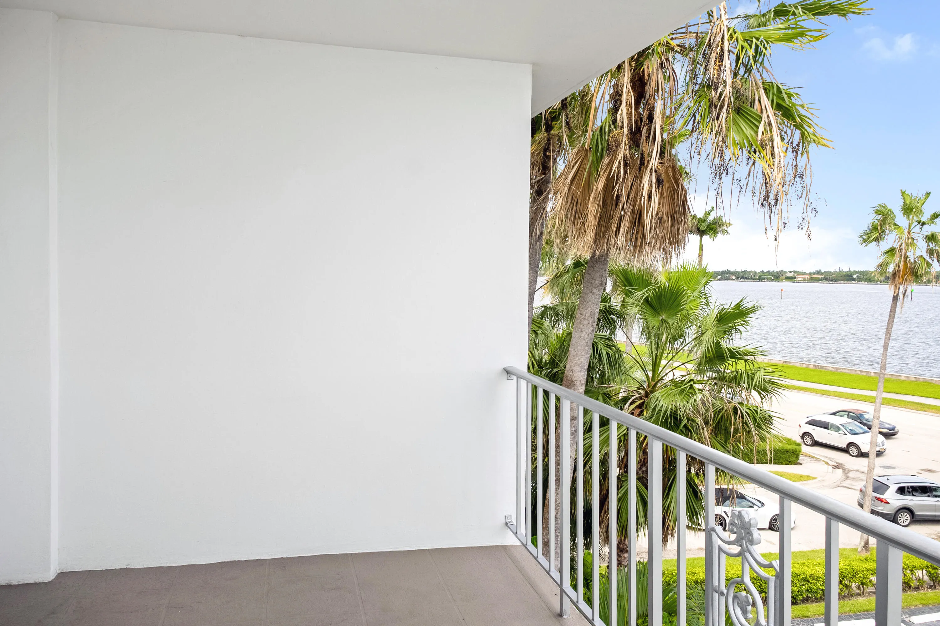 917 N Flagler Drive, #409