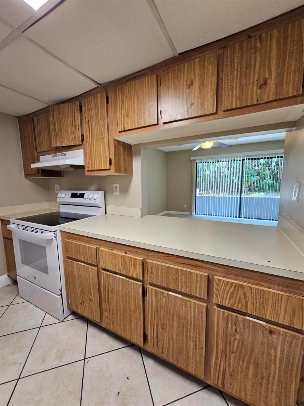 2050 N Congress Avenue, #108