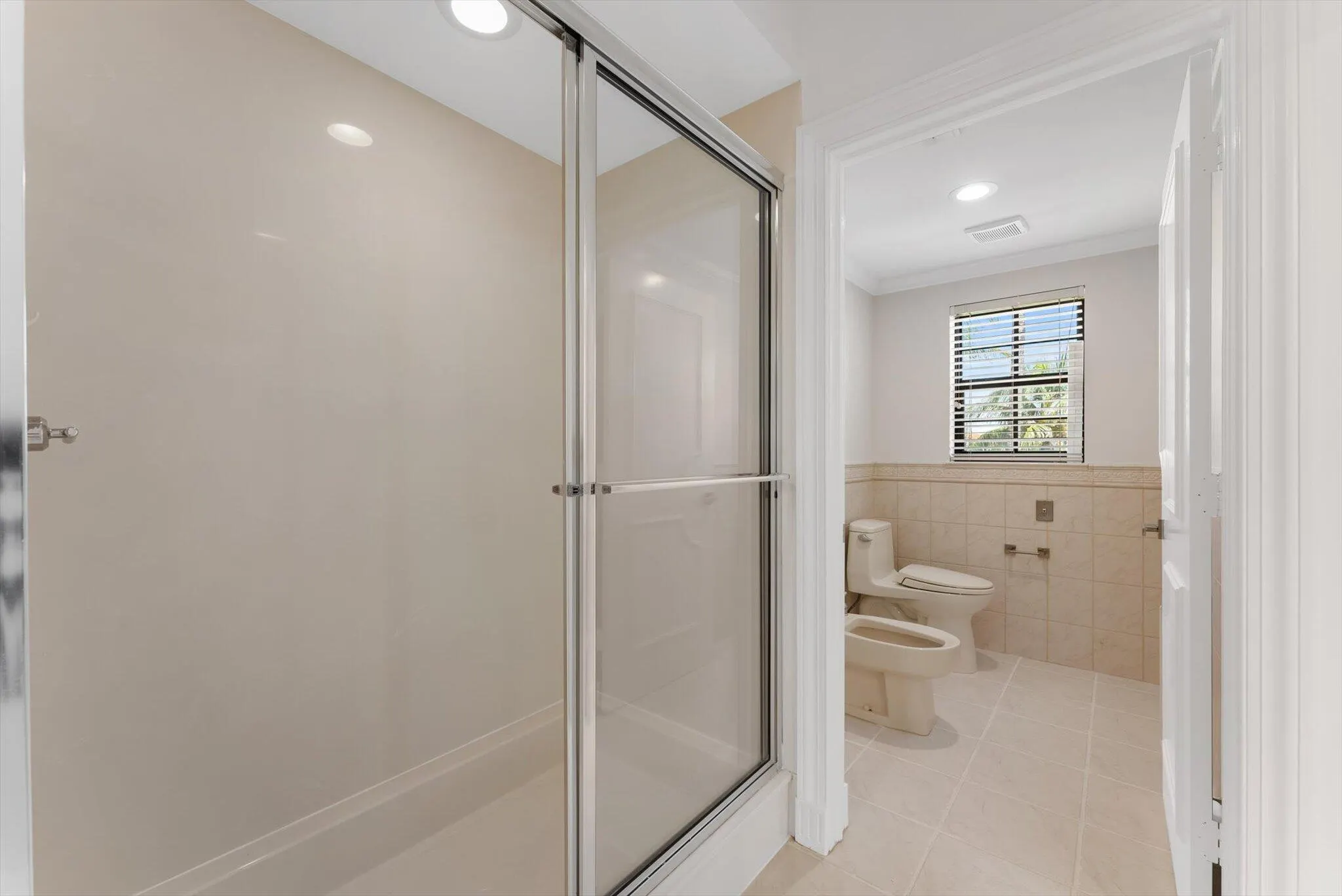 5841 N Ocean Boulevard, #F2