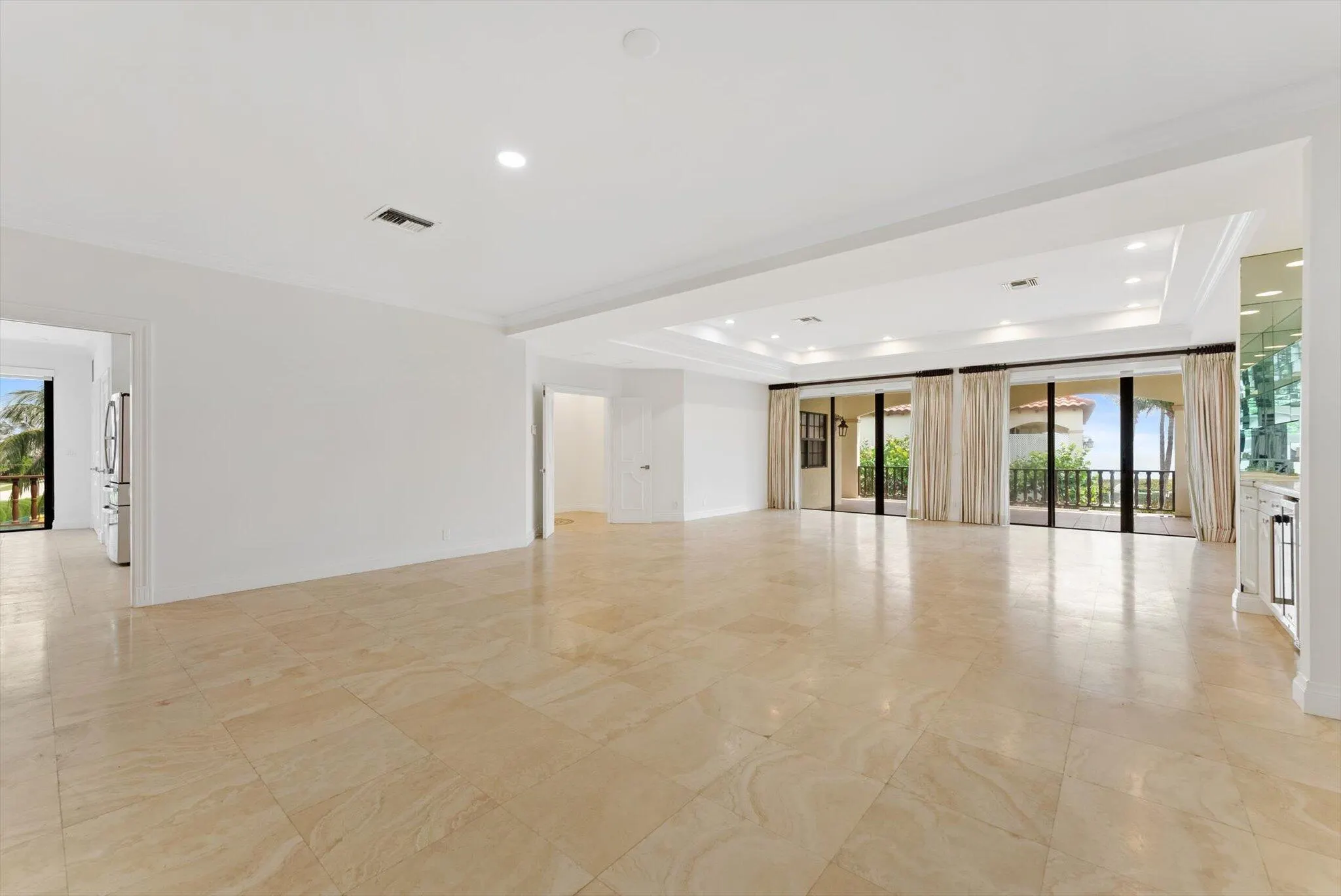 5841 N Ocean Boulevard, #F2