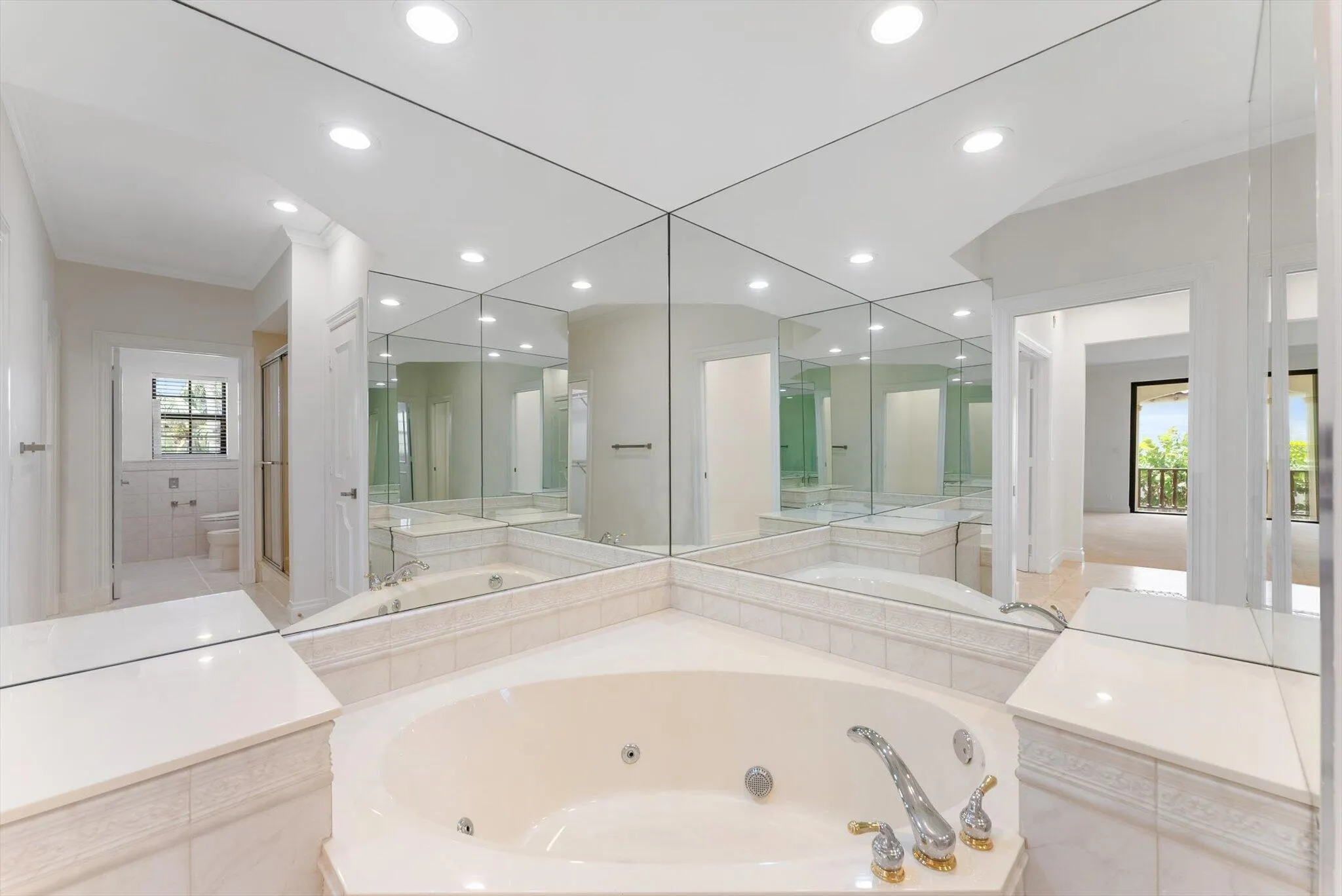 5841 N Ocean Boulevard, #F2