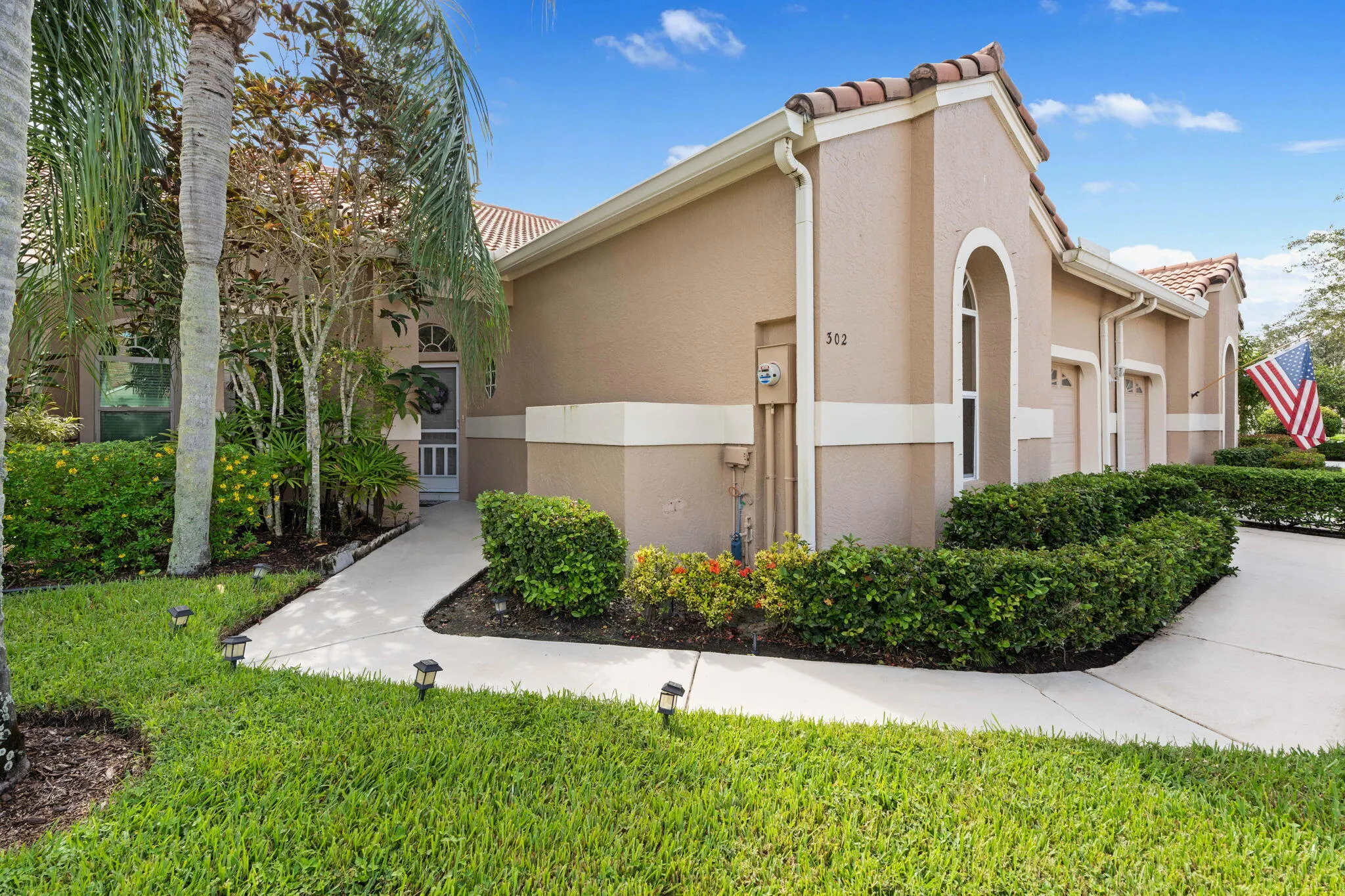 302 Sabal Palm Lane