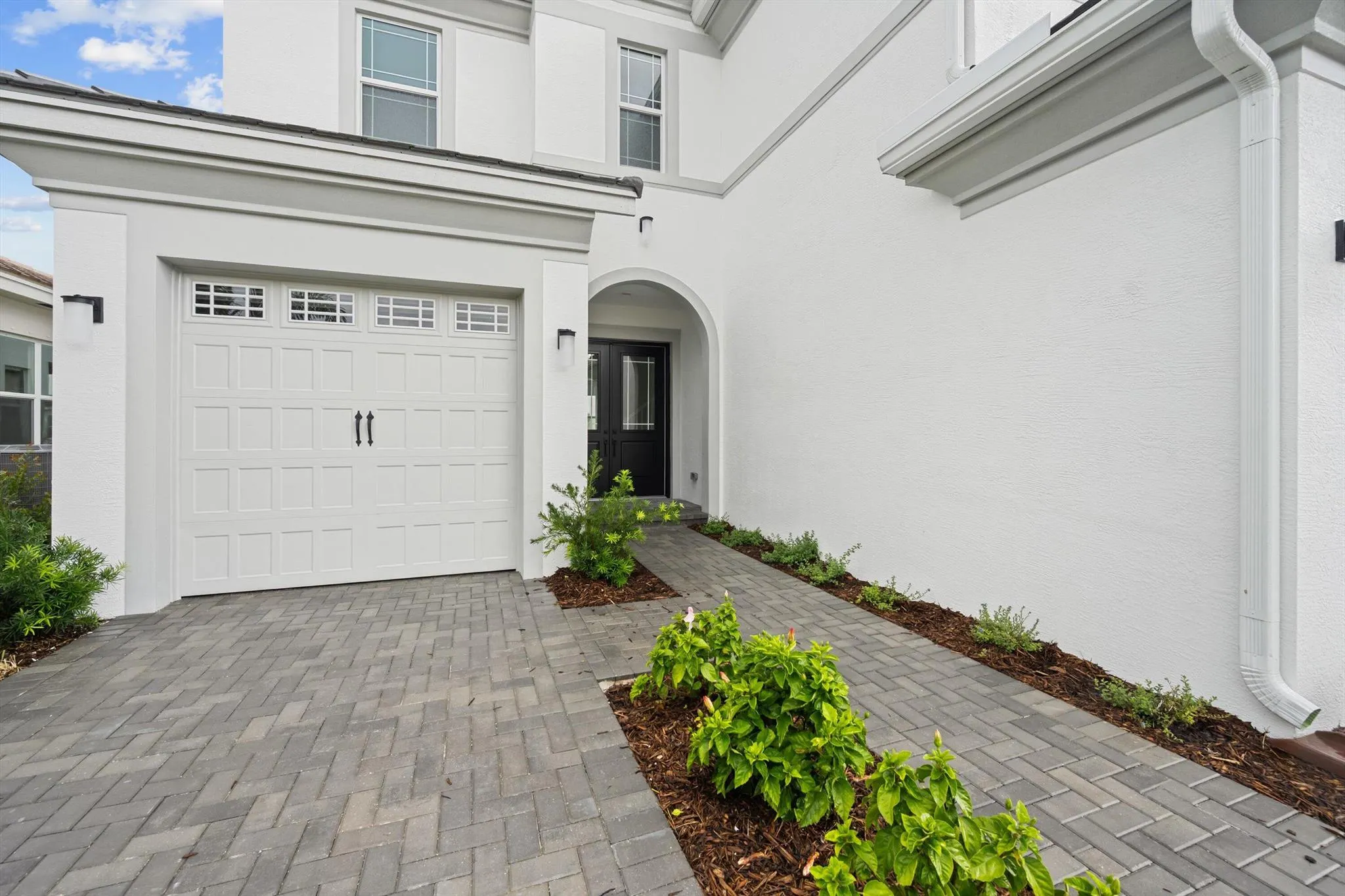 13807 Prickly Cone Cove