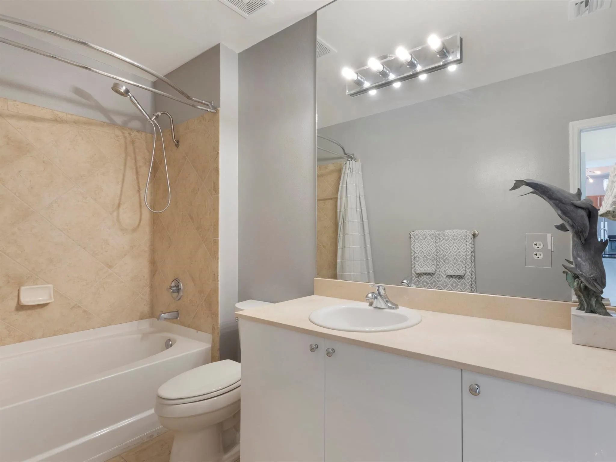 600 S Dixie Highway, #457