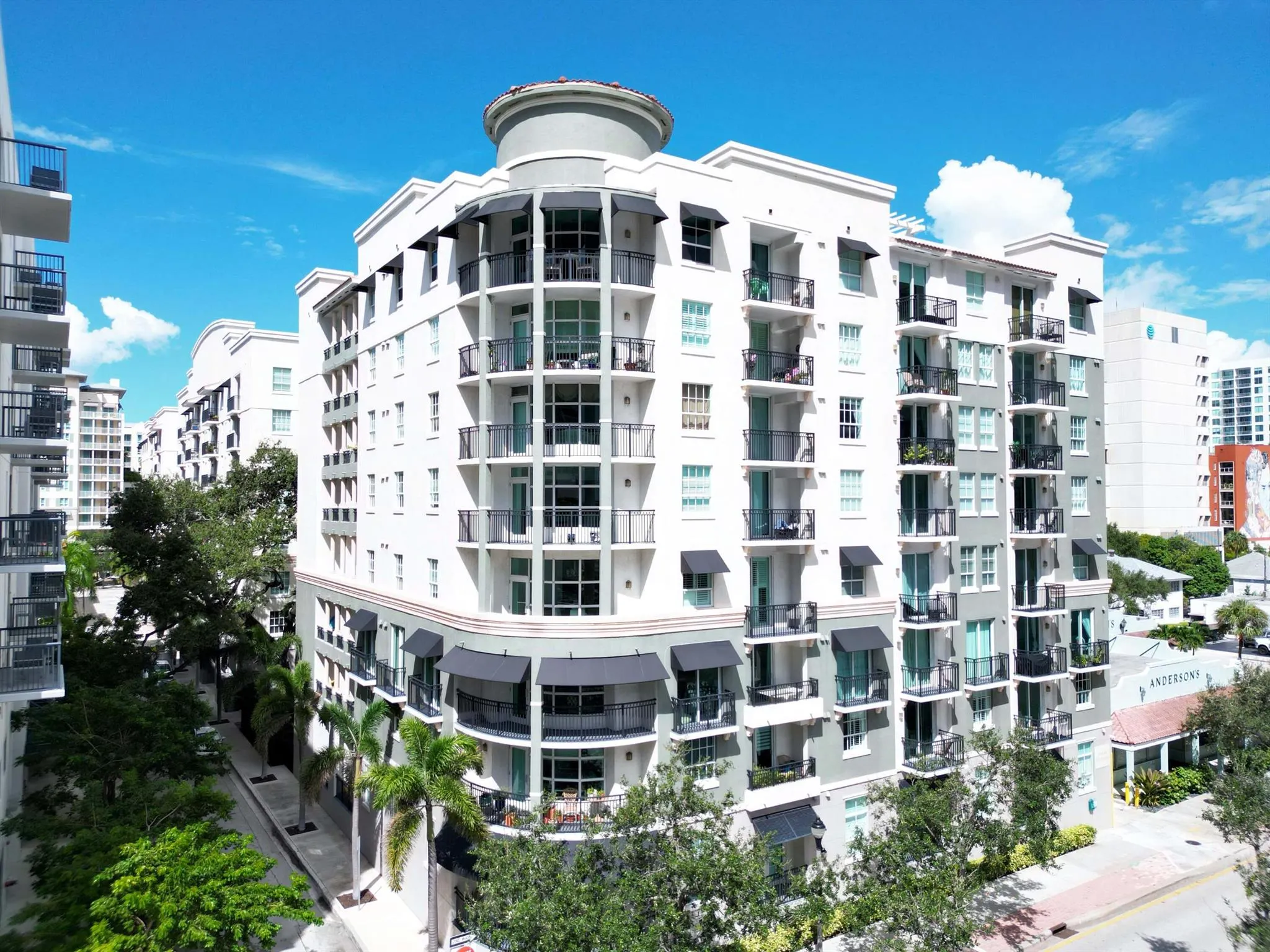 600 S Dixie Highway, #457