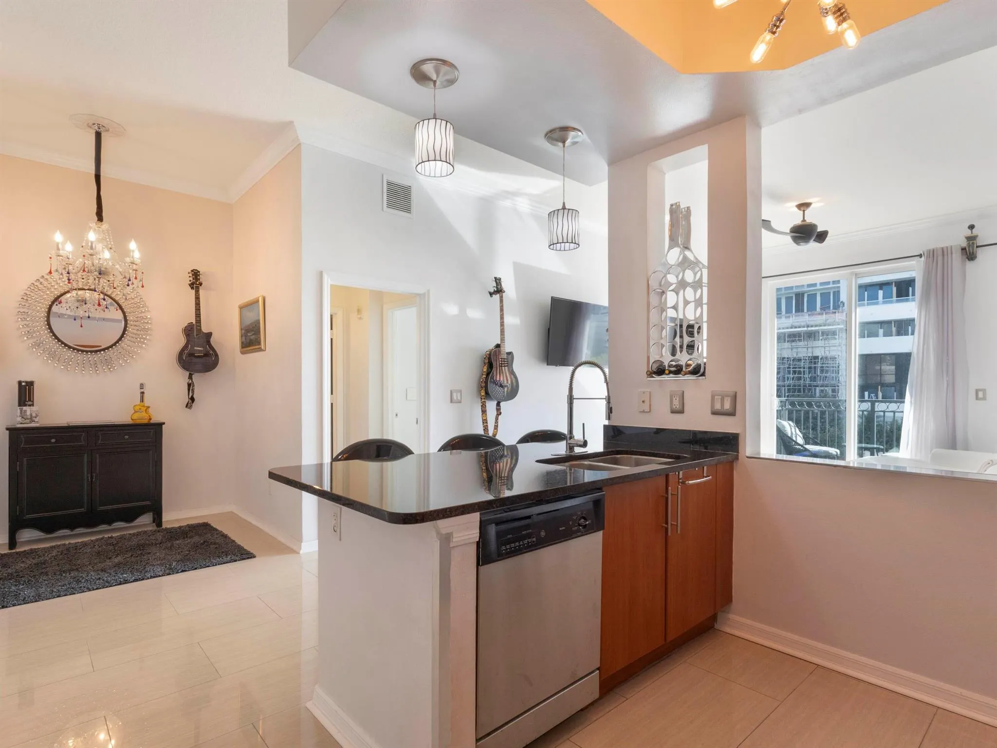 600 S Dixie Highway, #457