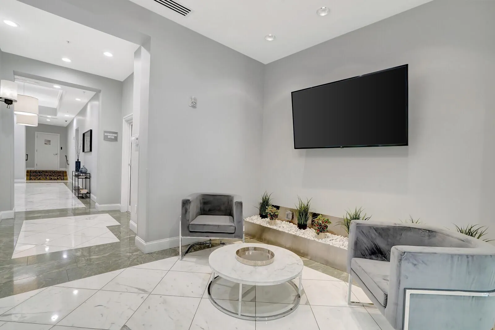 600 S Dixie Highway, #457