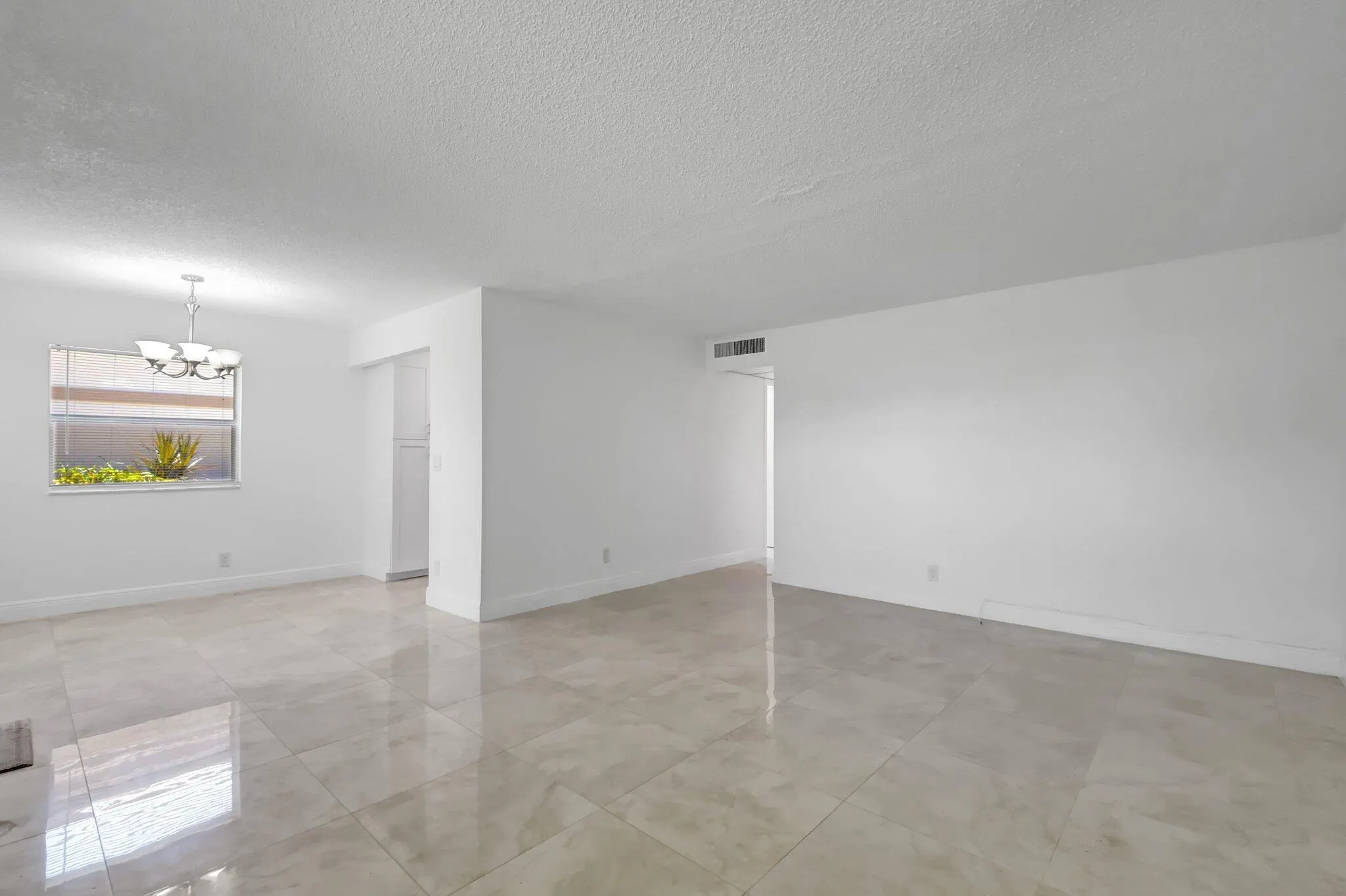 21 Brittany A Court, #A