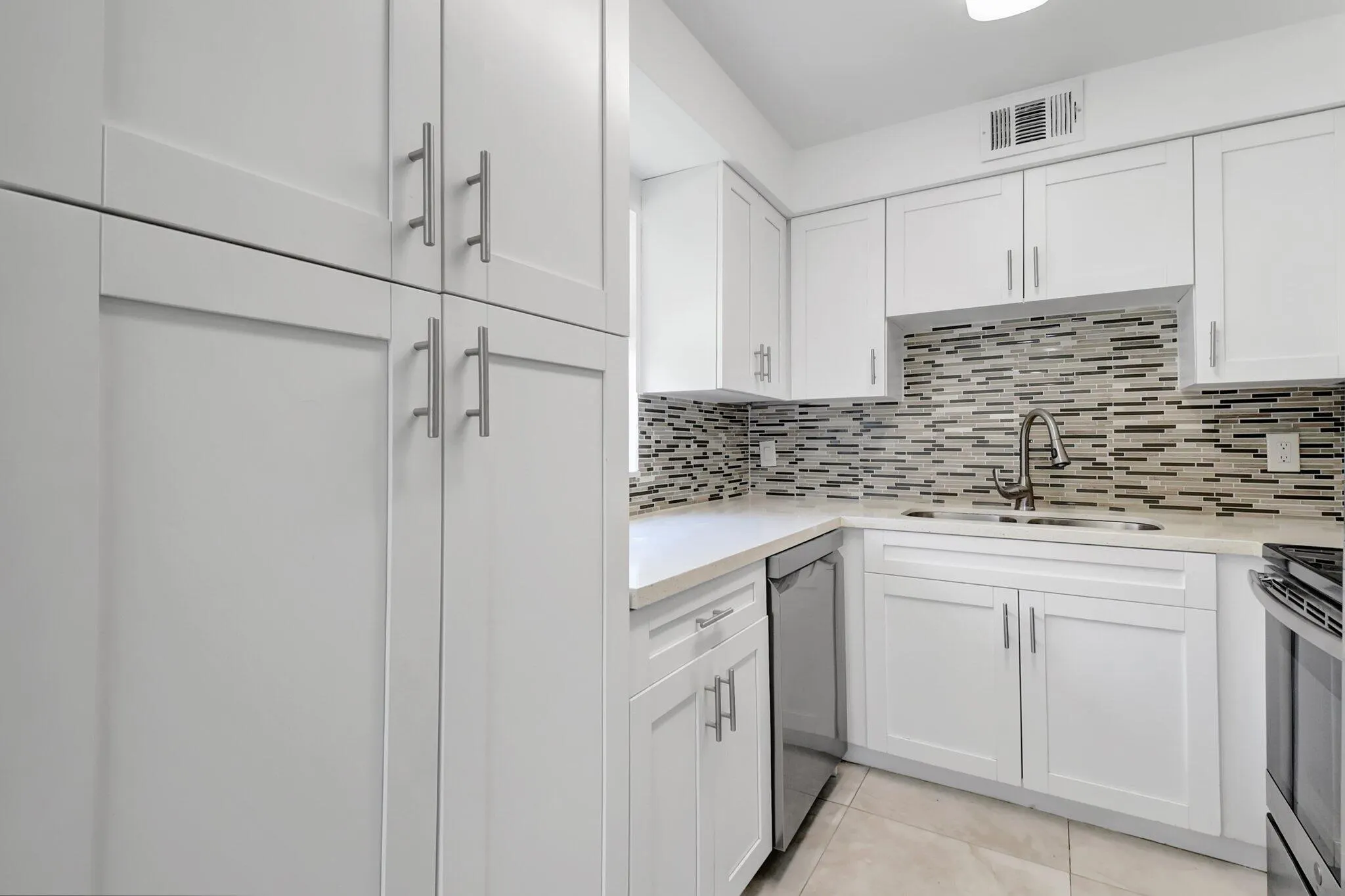 21 Brittany A Court, #A