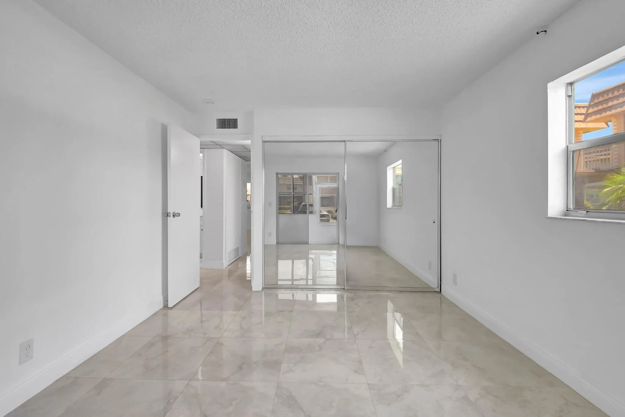 21 Brittany A Court, #A