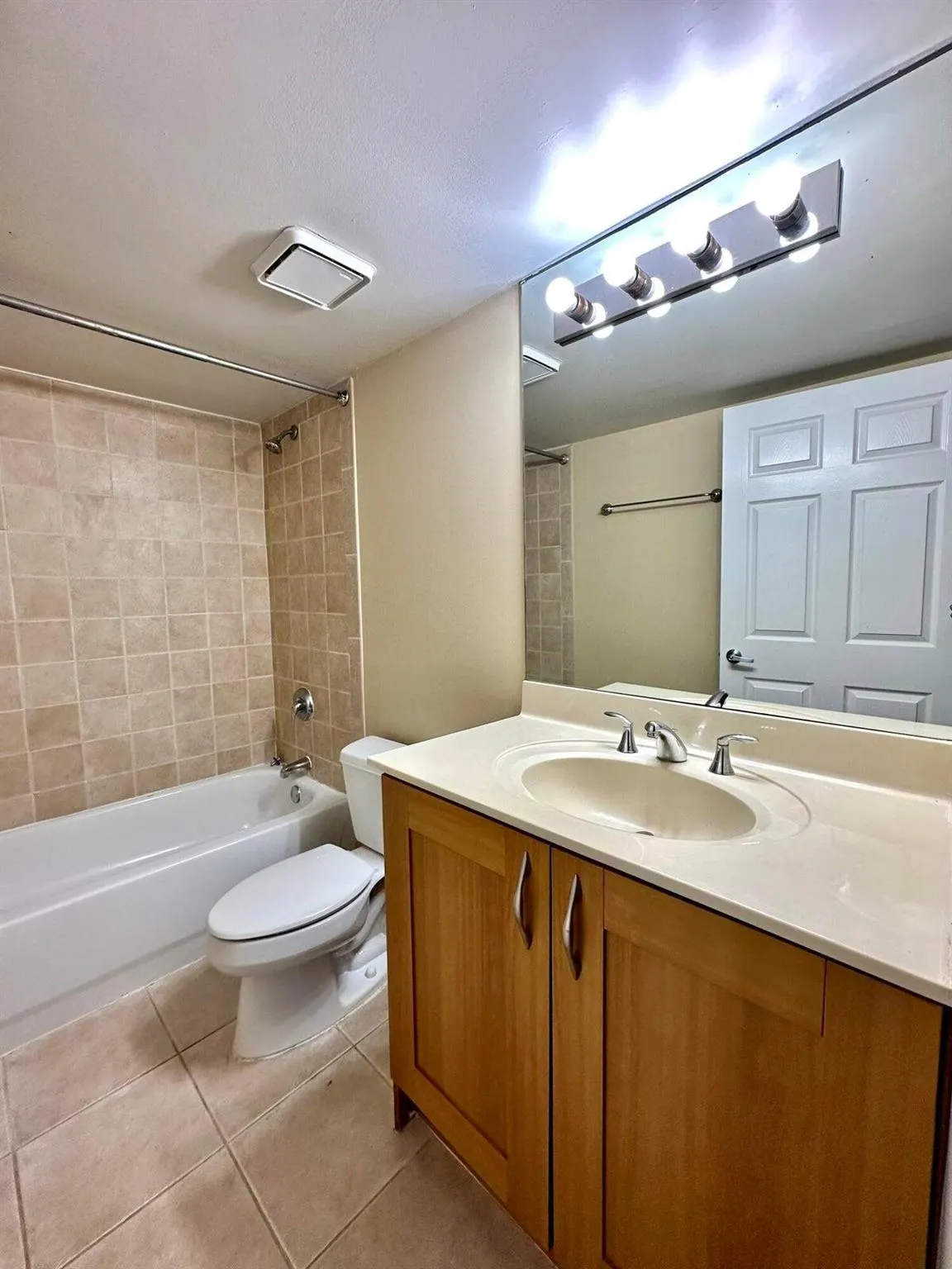 3209 Clint Moore Road, #105
