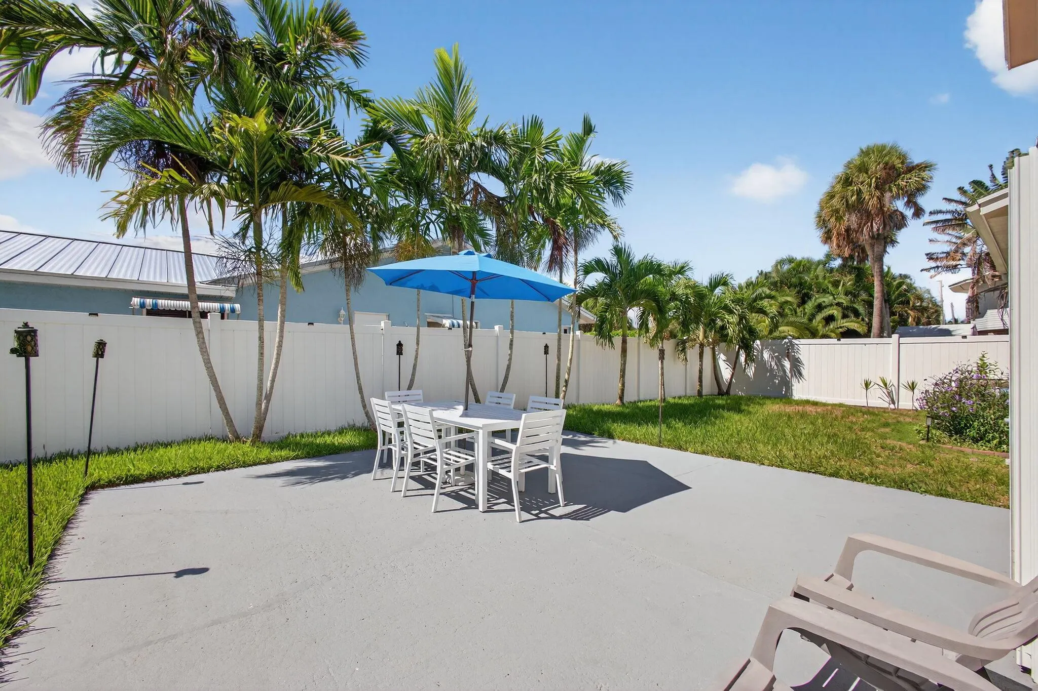 2025 S Ocean Drive