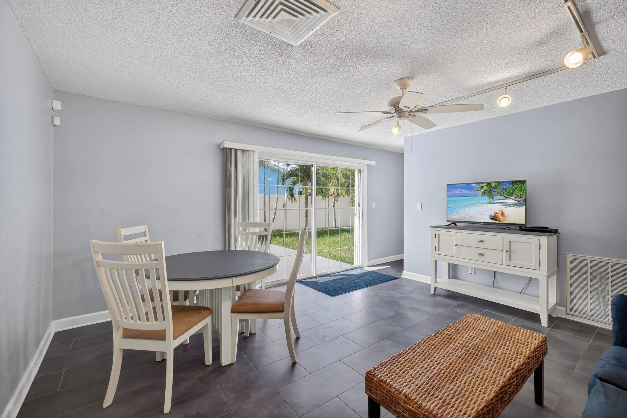 2025 S Ocean Drive