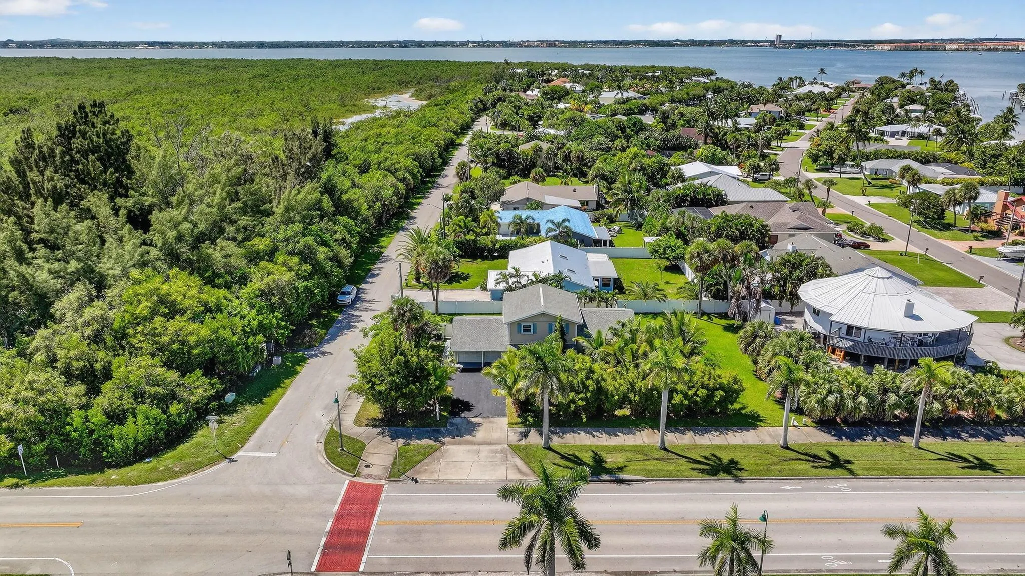 2025 S Ocean Drive