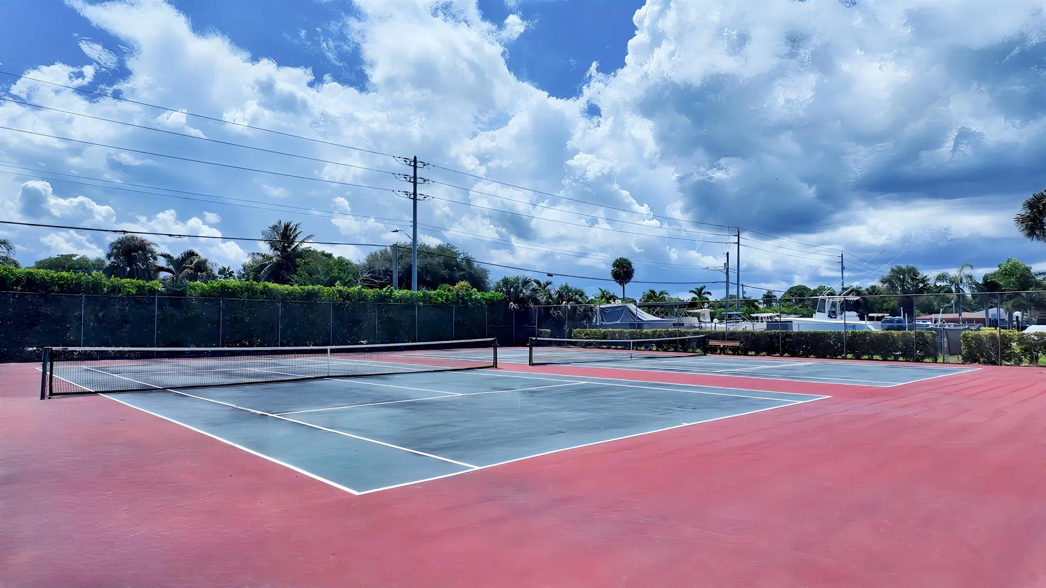825 Center Street, #14a