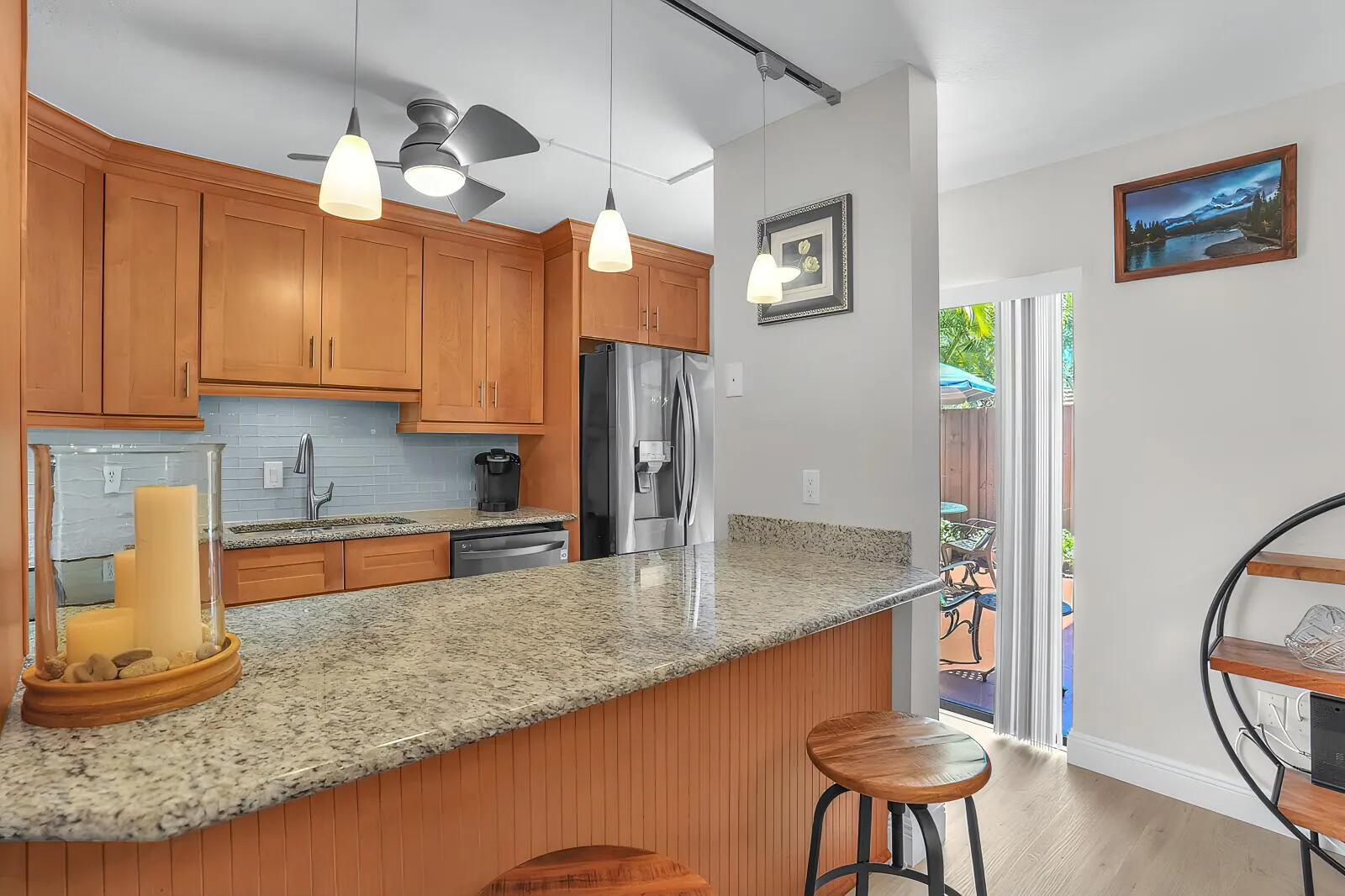 825 Center Street, #14a