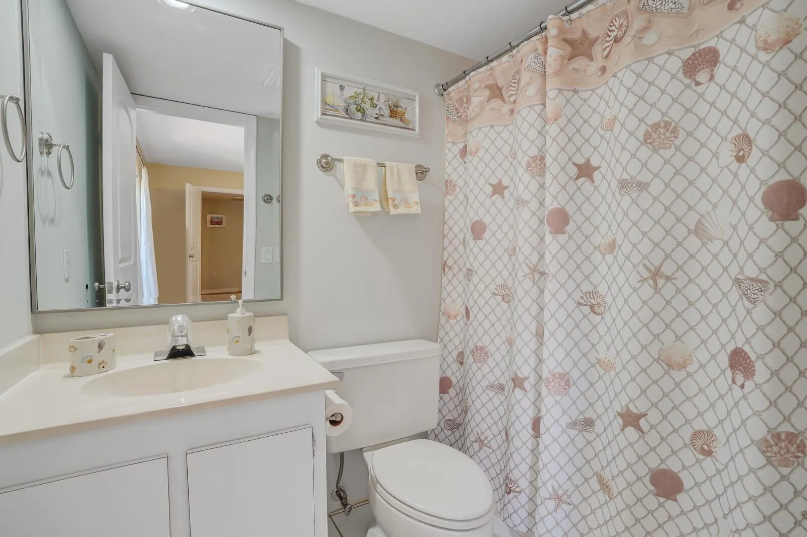 825 Center Street, #14a
