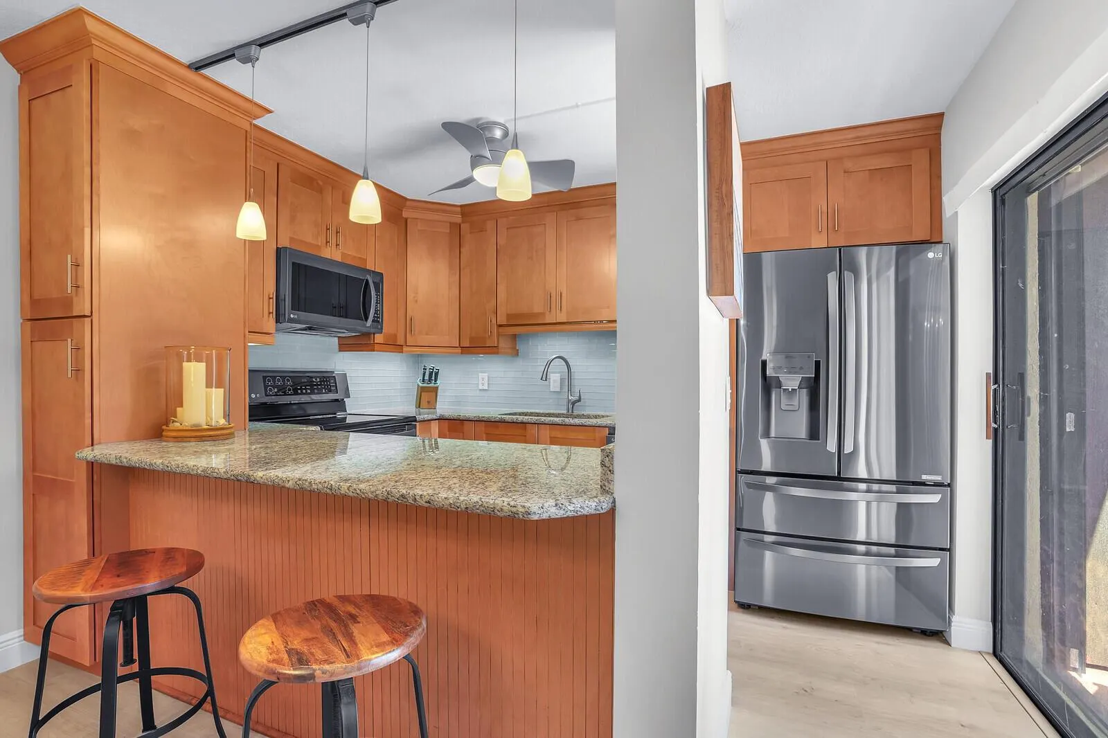 825 Center Street, #14a