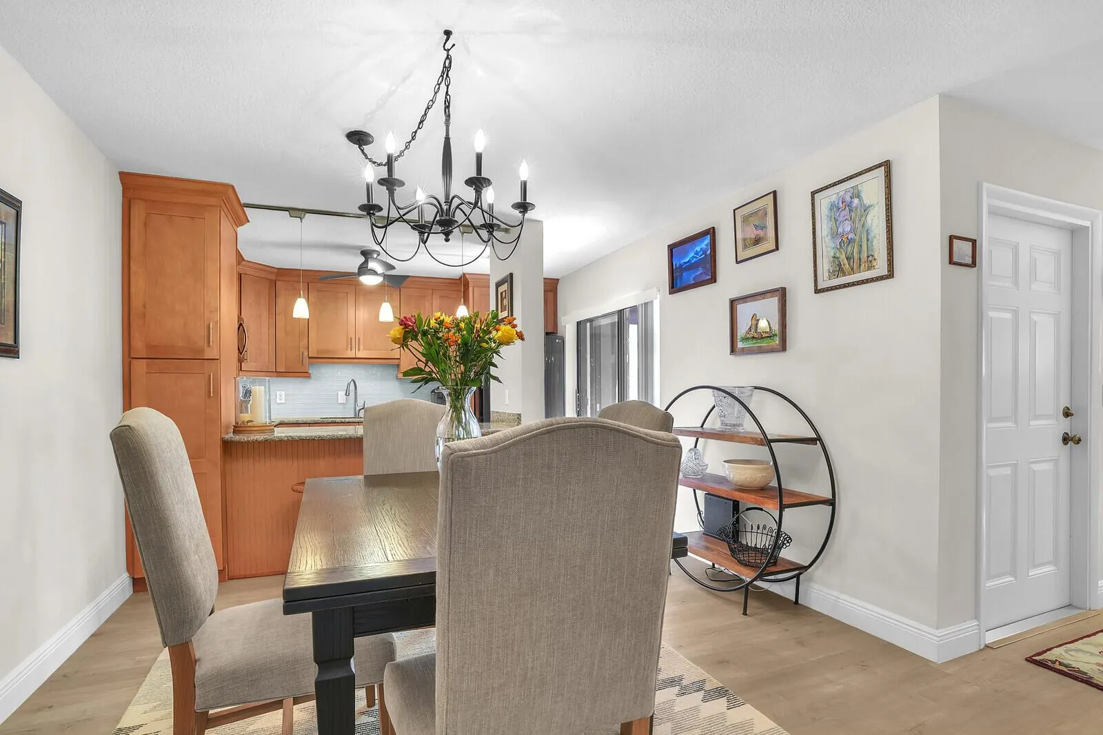 825 Center Street, #14a
