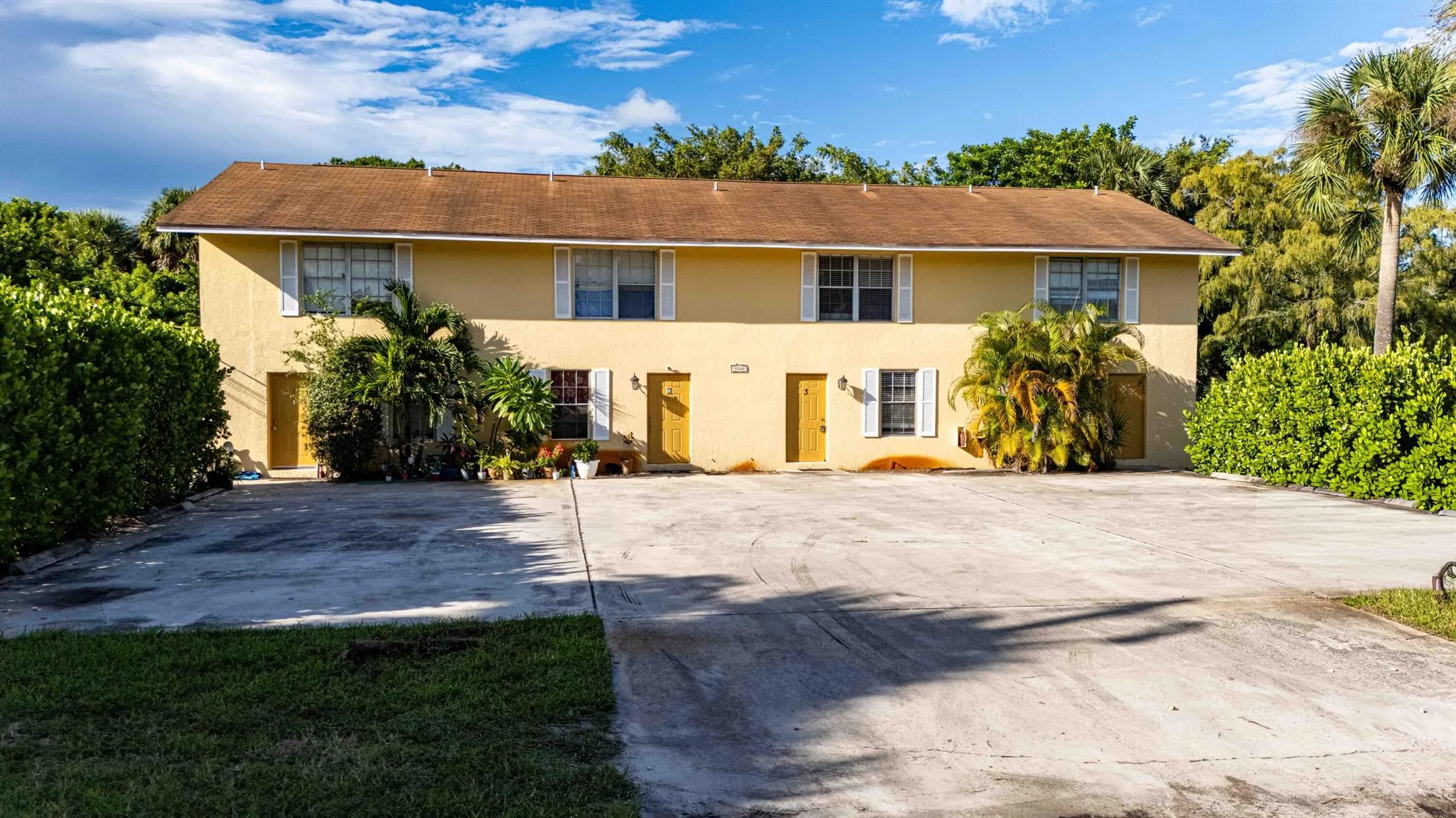 3761 93rd Lane N