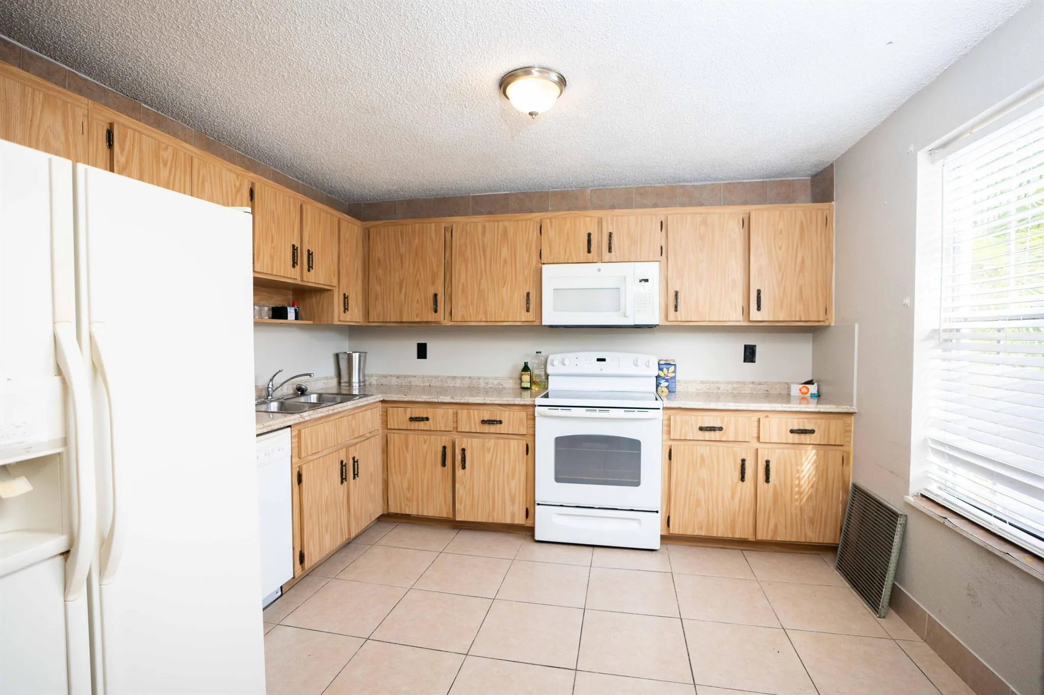 3761 93rd Lane N
